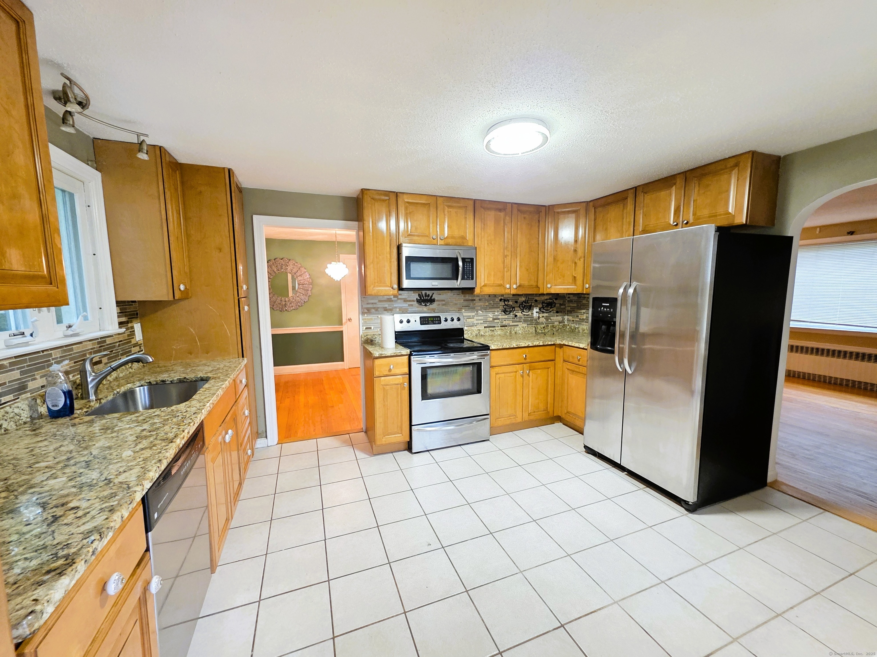31 Andor Road, Manchester, Connecticut image 7