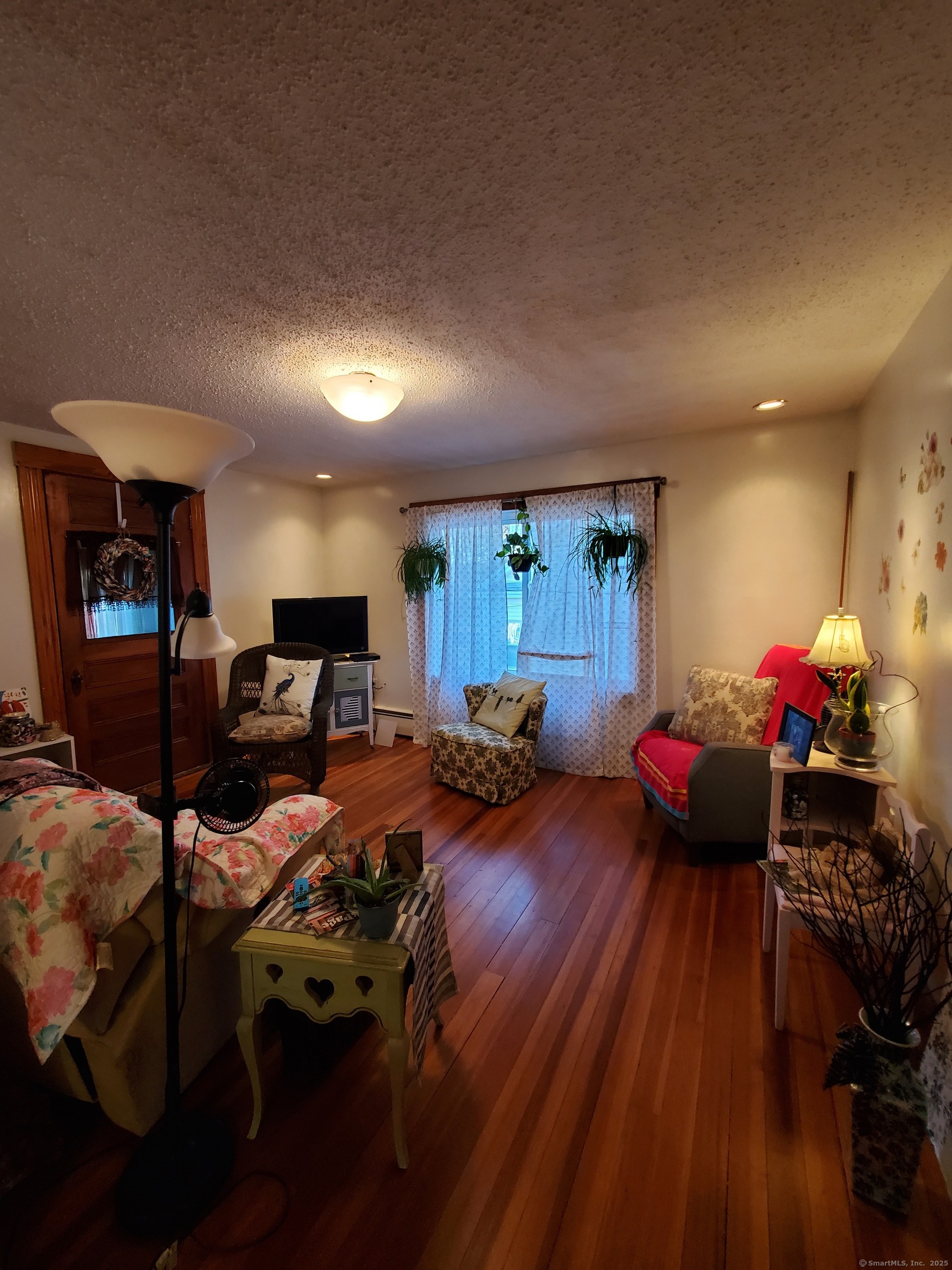 Bristol, Connecticut 06010, United States, 1 Bedroom Bedrooms, ,1 BathroomBathrooms,Residential,Pending,108072