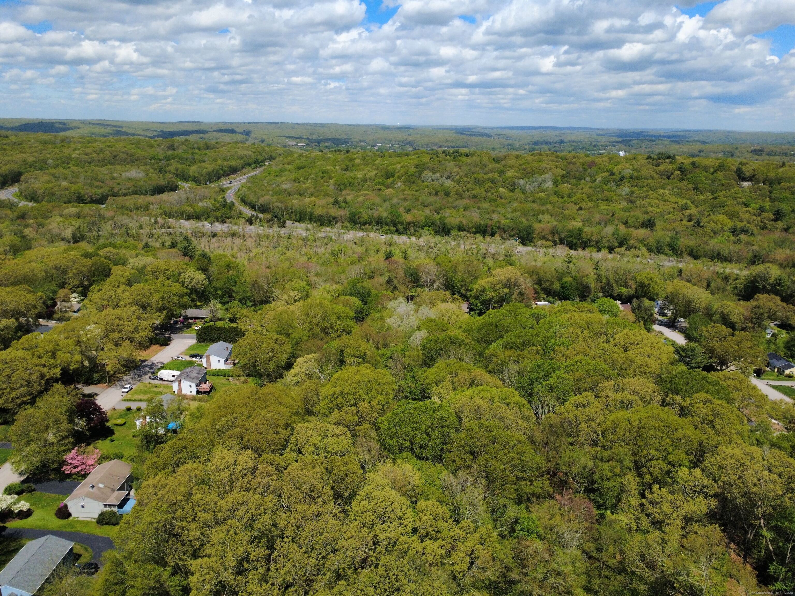 Bob Tail Street, Montville, Connecticut image 7