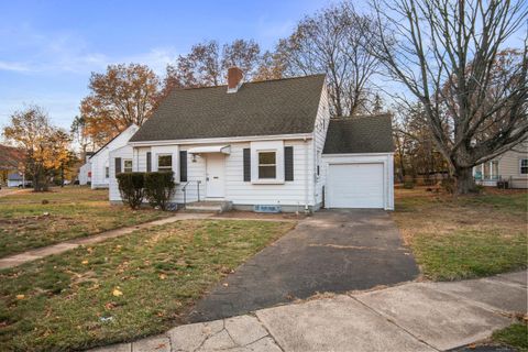 484 Pine Rock Avenue Hamden CT 06514