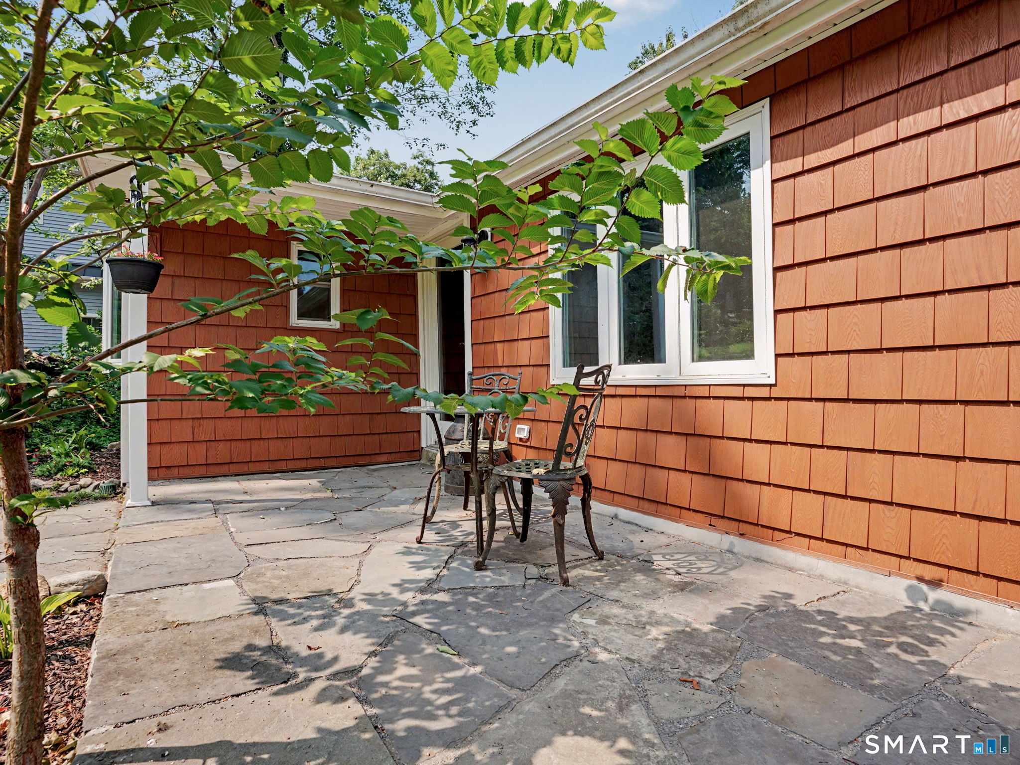 22 Ridge Road