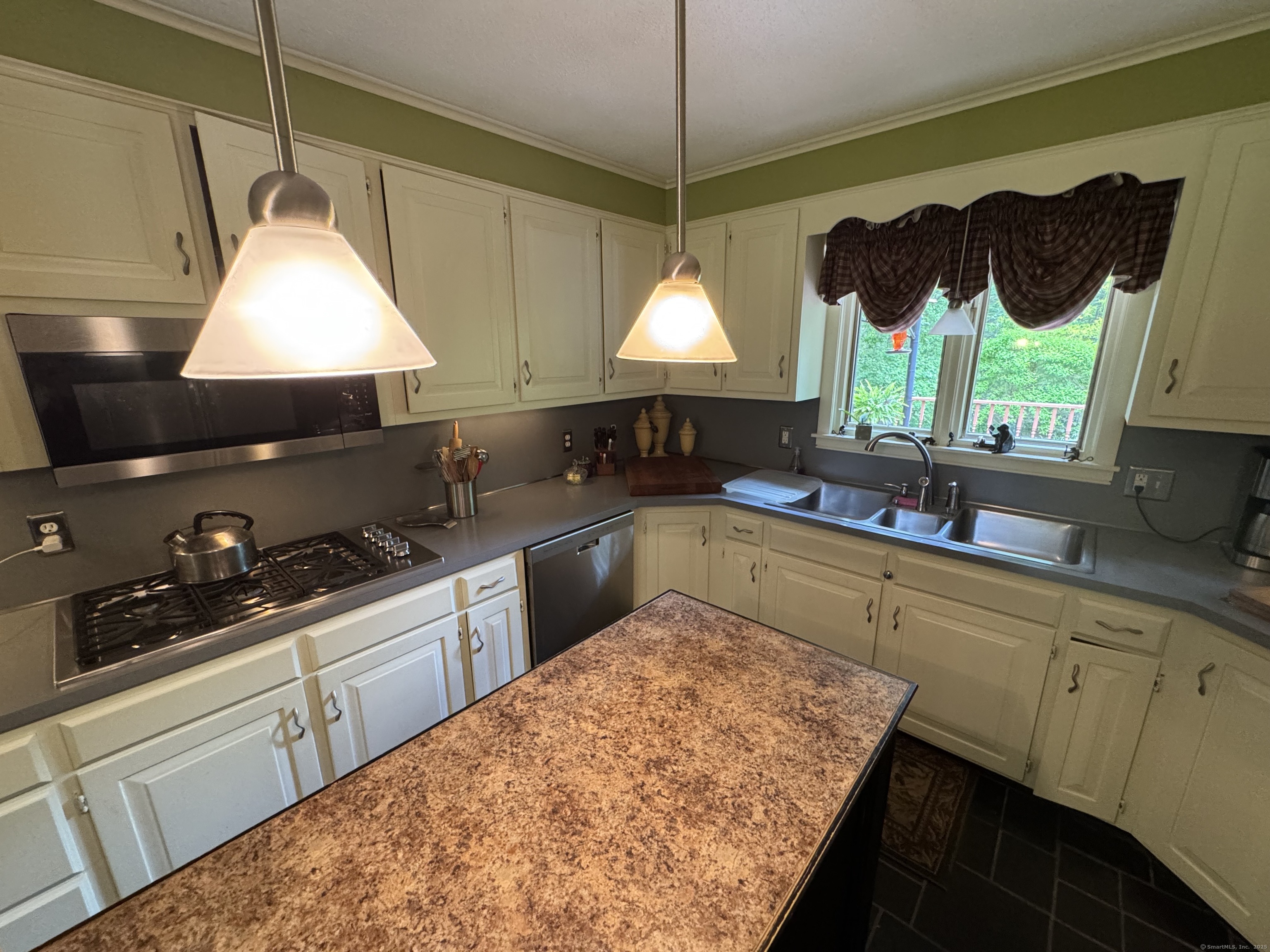 846 Arbutus Street, Middletown, Connecticut image 19