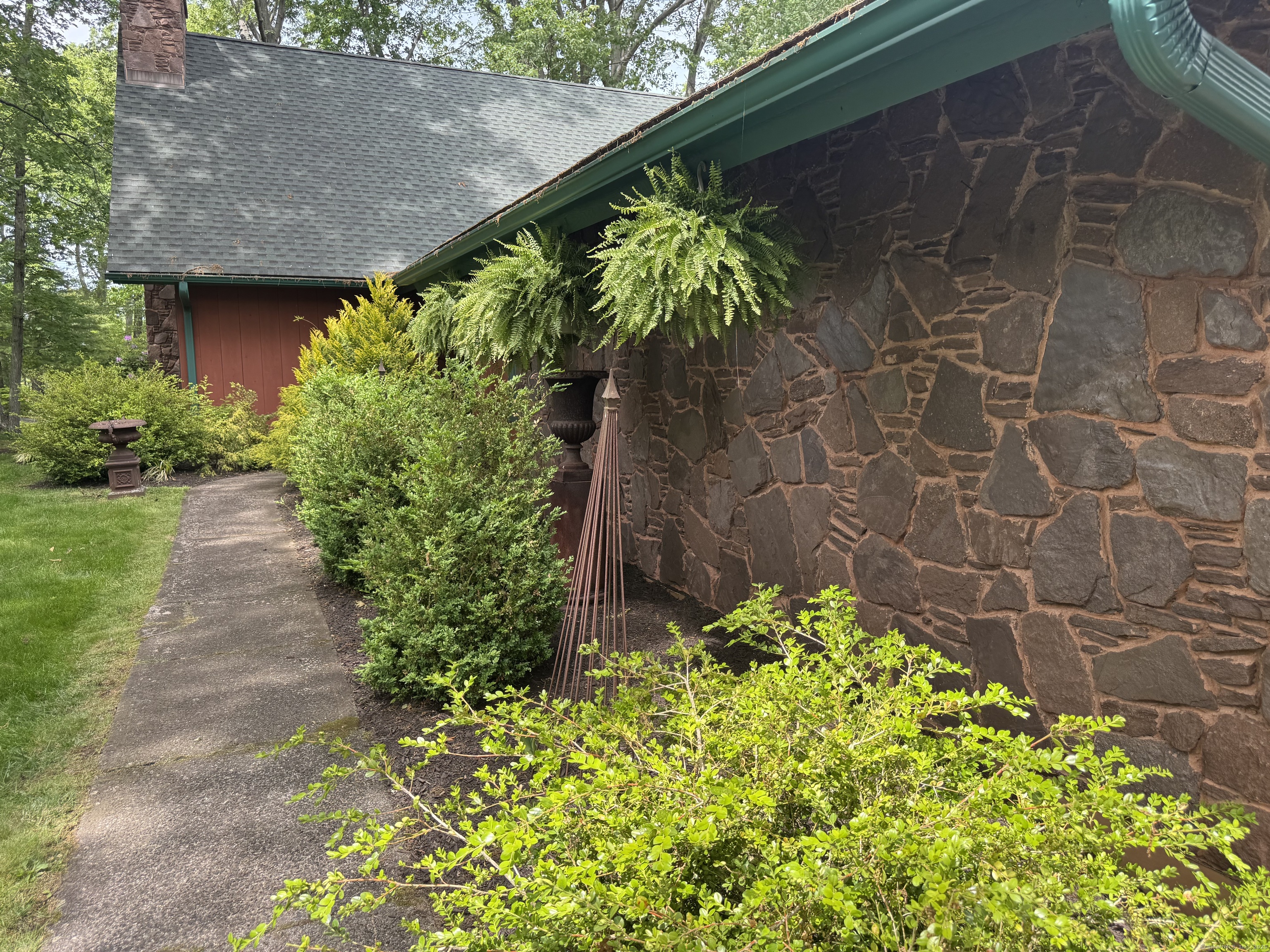 846 Arbutus Street, Middletown, Connecticut image 4