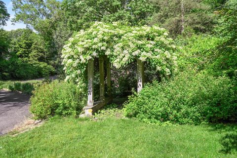 A home in New Canaan