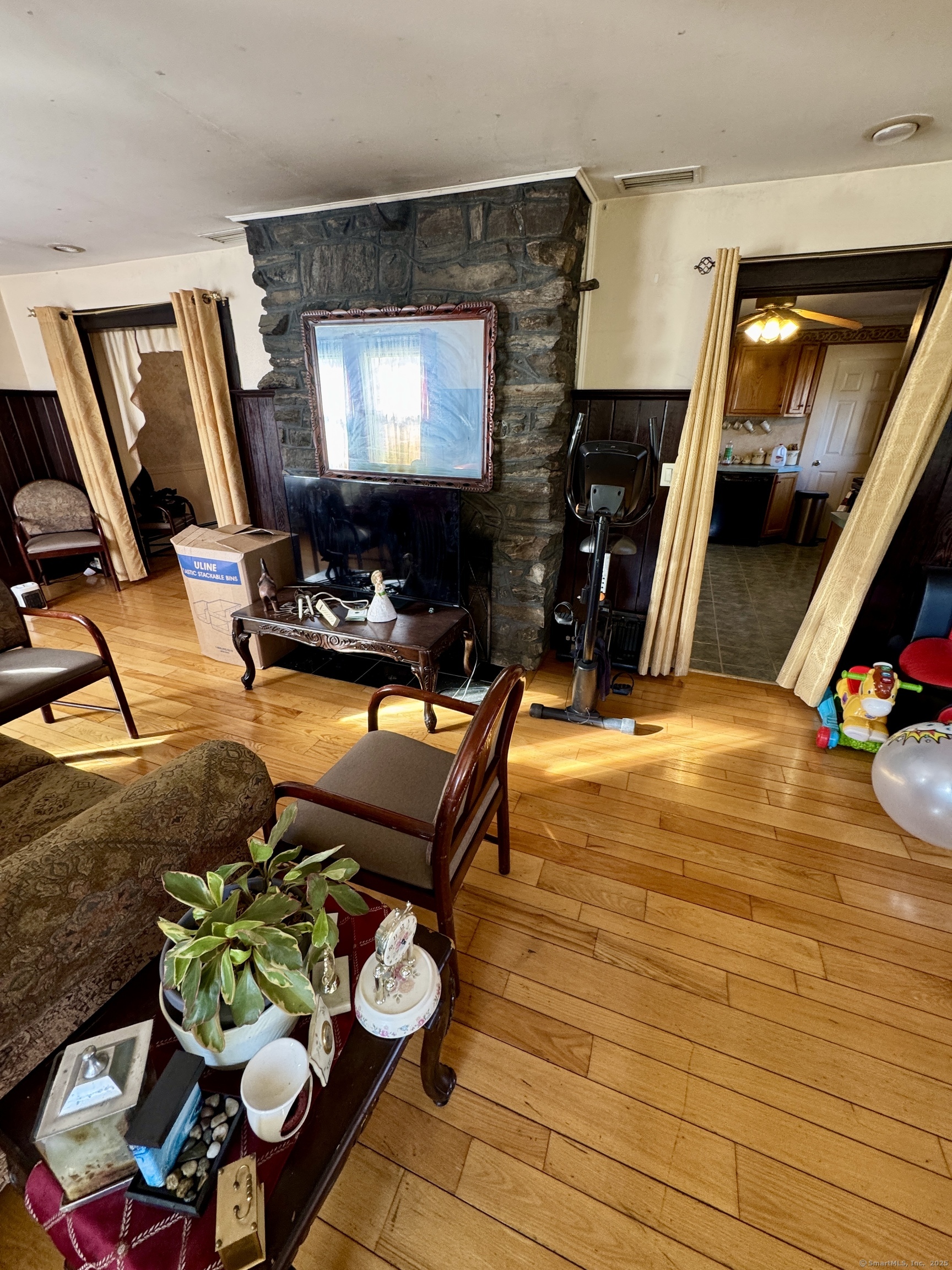 152 Delaware Avenue, Waterbury, Connecticut image 9