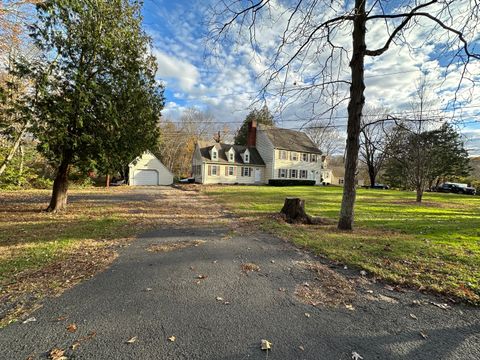 Photo of 25 Elephant Rock Road #2, Woodbury, CT 06798 (MLS # 24135610)