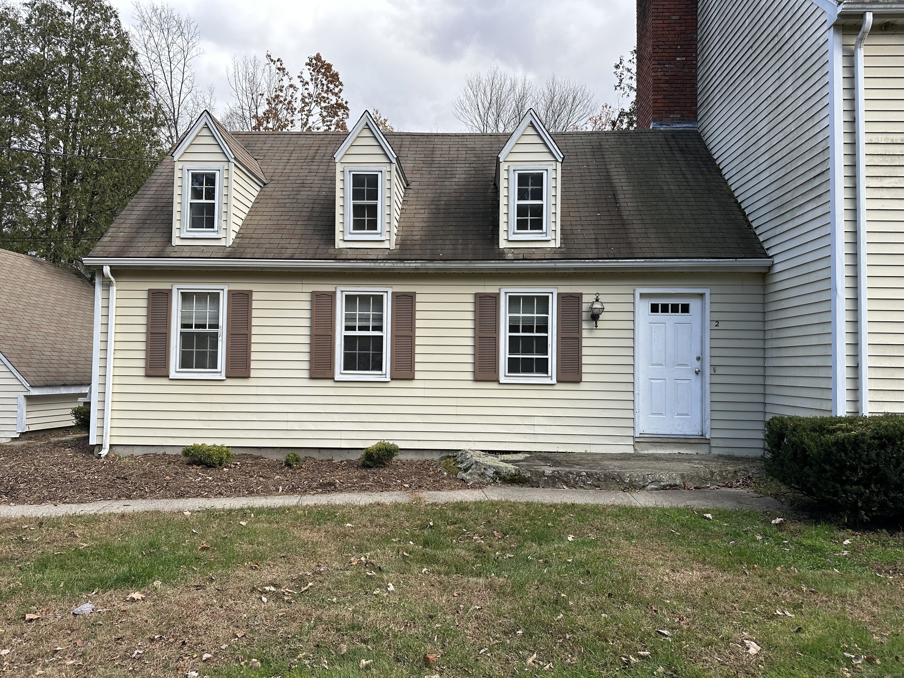 25 Elephant Rock Road 2