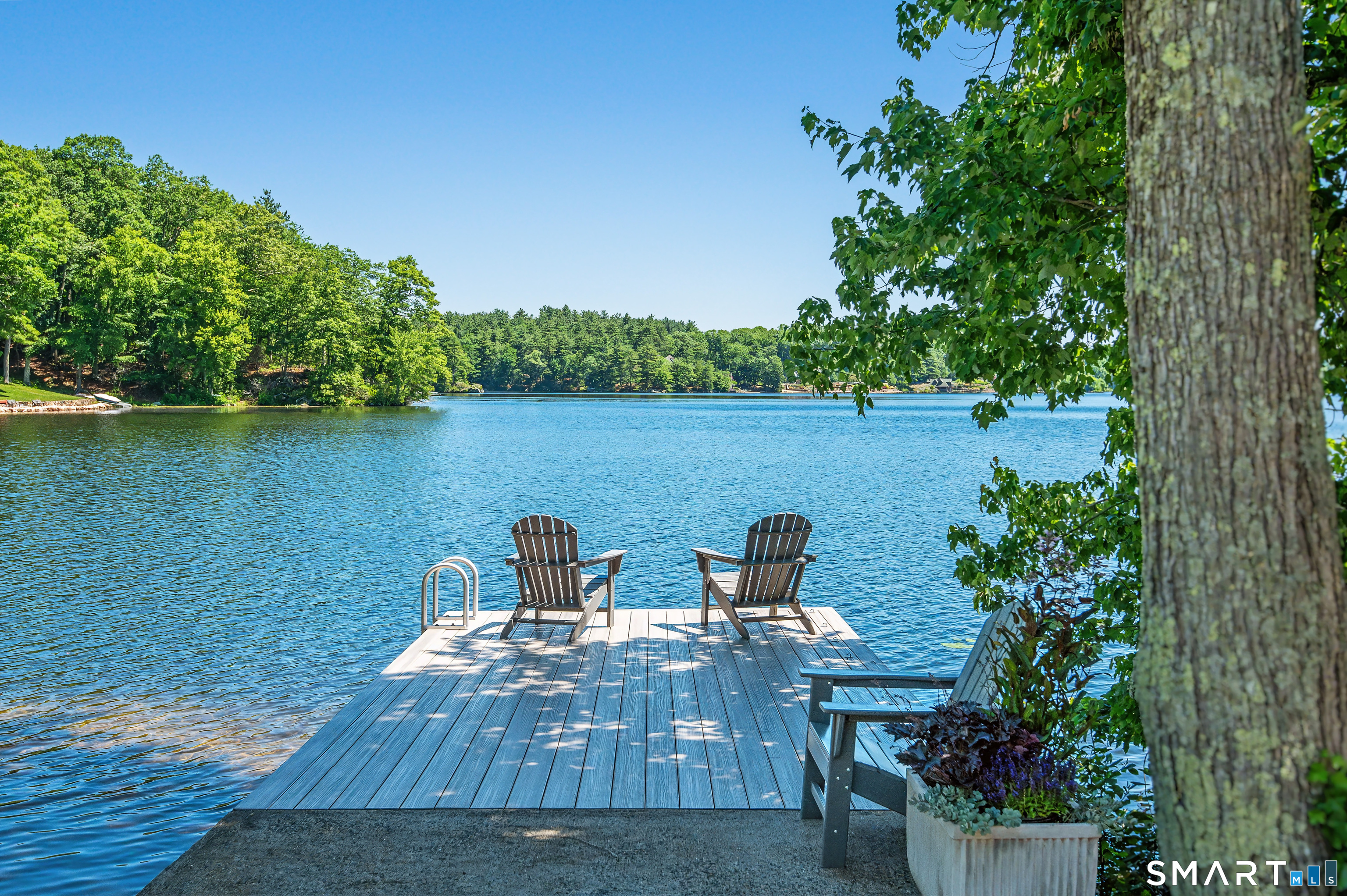 112 West Lake Road 112
