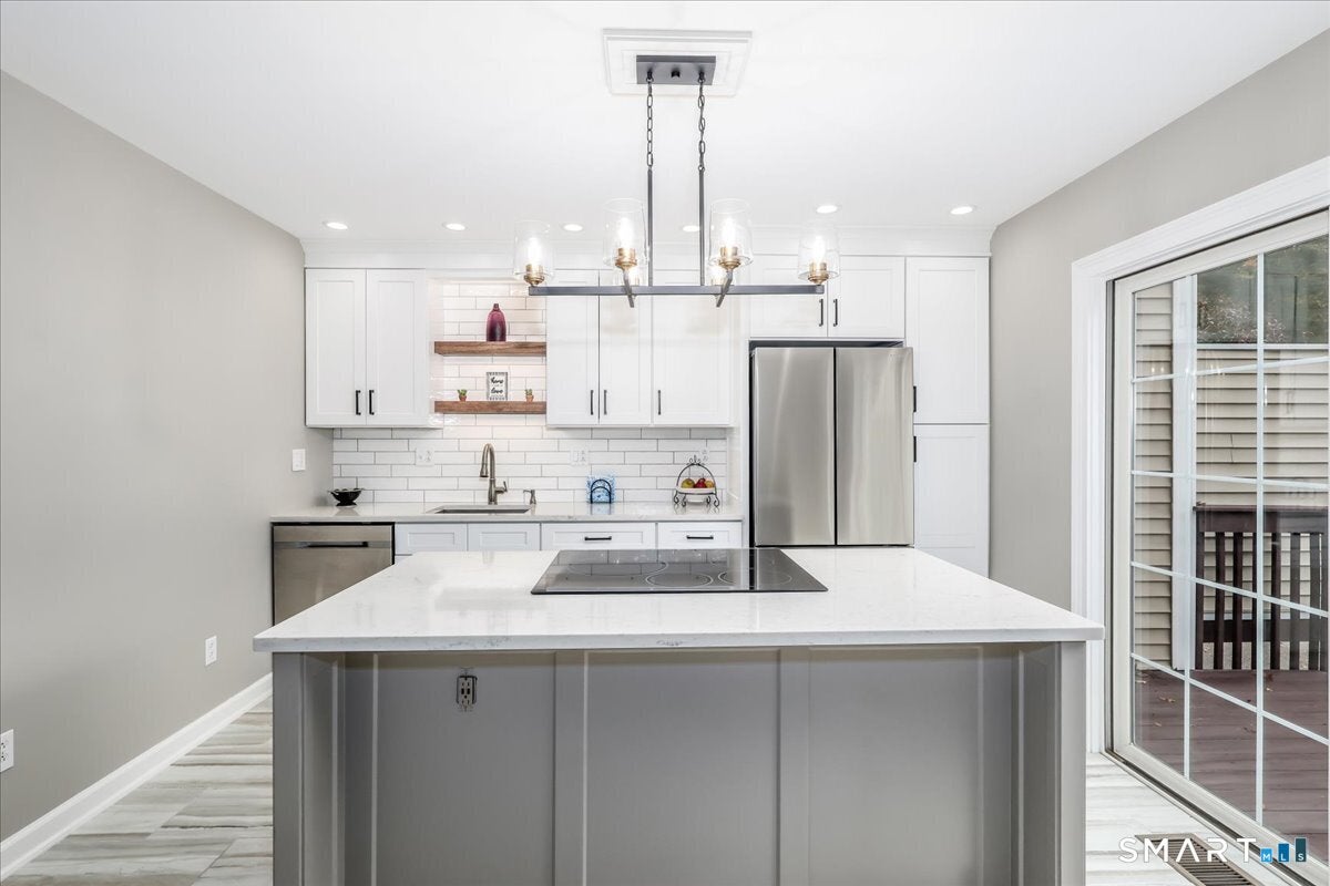 40 Trolley Bridge Road 10
