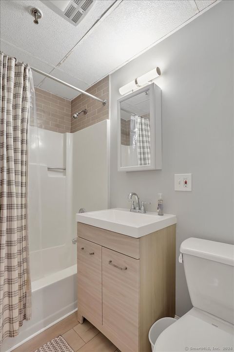 Tiny photo for 222 Williams Street E #416, Glastonbury, CT 06033 (MLS # 24170353)
