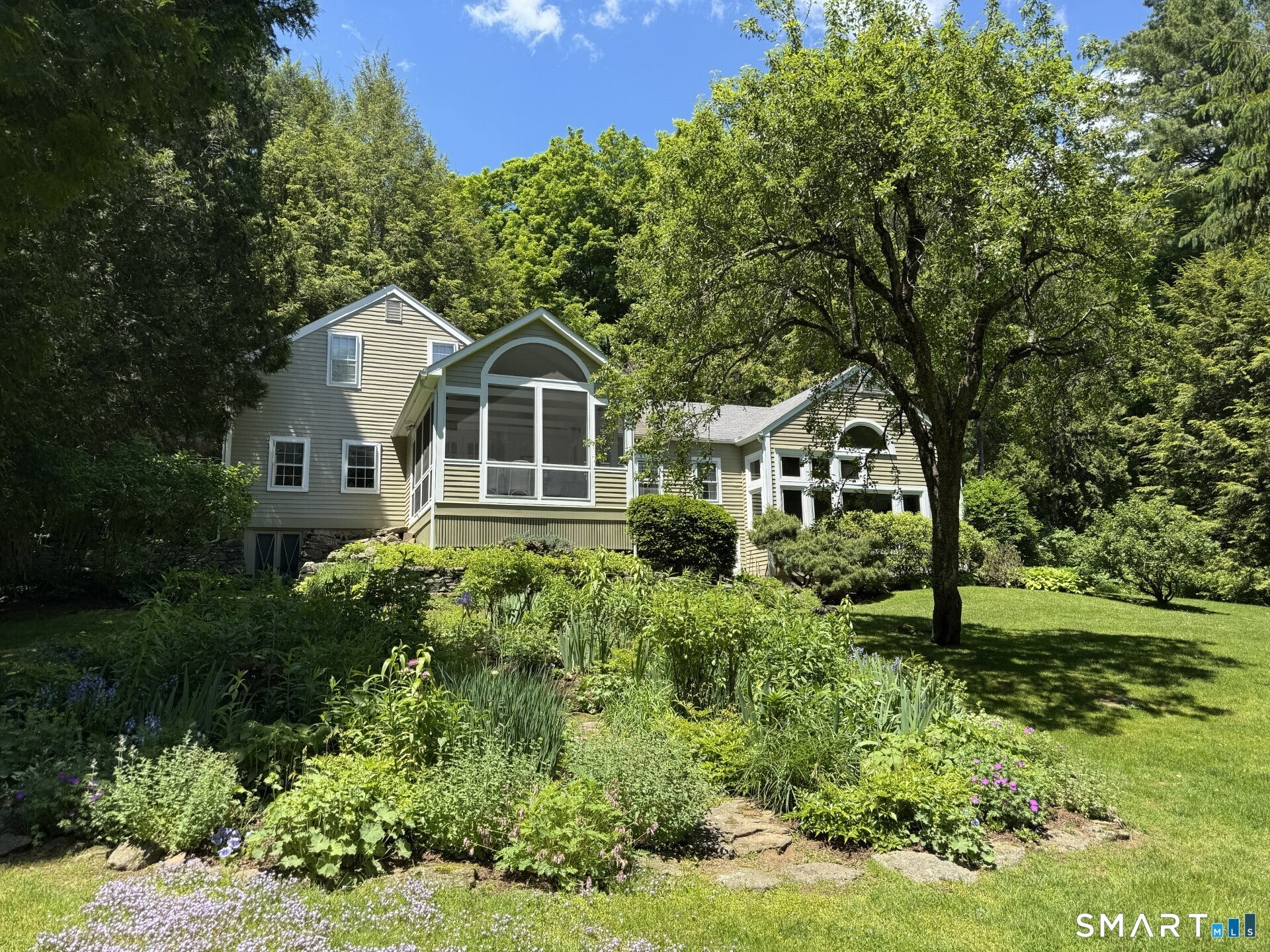 42 Couch Road