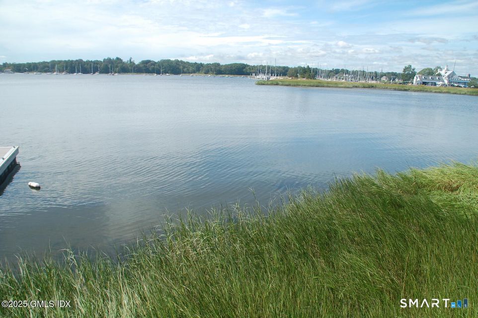 Greenwich, Connecticut 06870, United States, 4 Bedrooms Bedrooms, ,4 BathroomsBathrooms,Residential,Active,256472