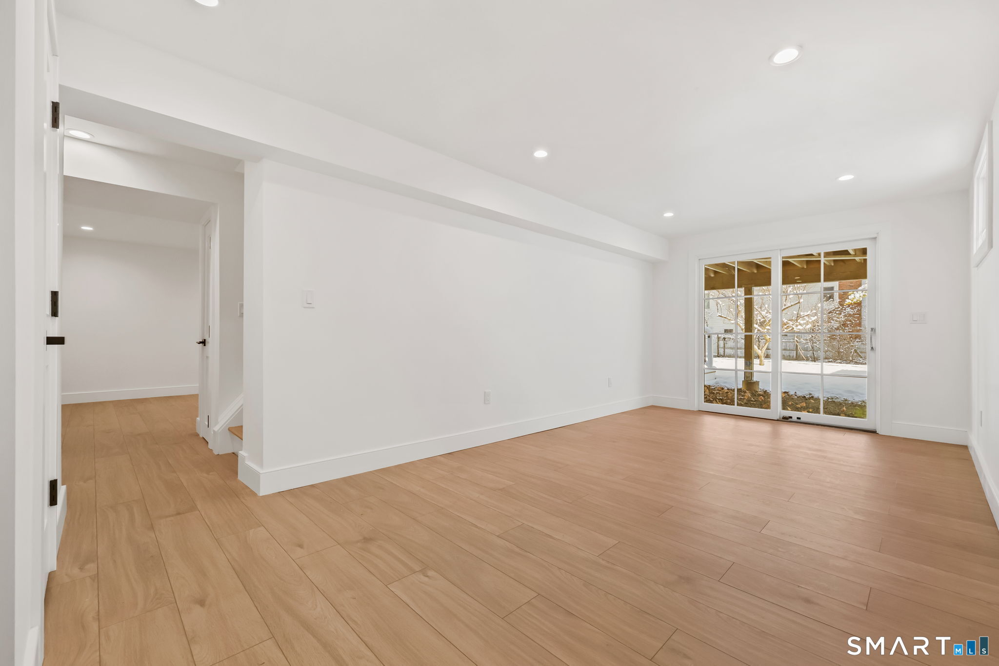 Greenwich, Connecticut 06870, United States, 4 Bedrooms Bedrooms, ,4 BathroomsBathrooms,Residential,Active,256472