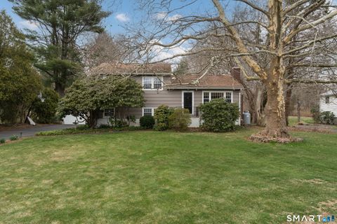 Photo of 82 Raymond Road, Guilford, CT 06437 (MLS # 24159210)