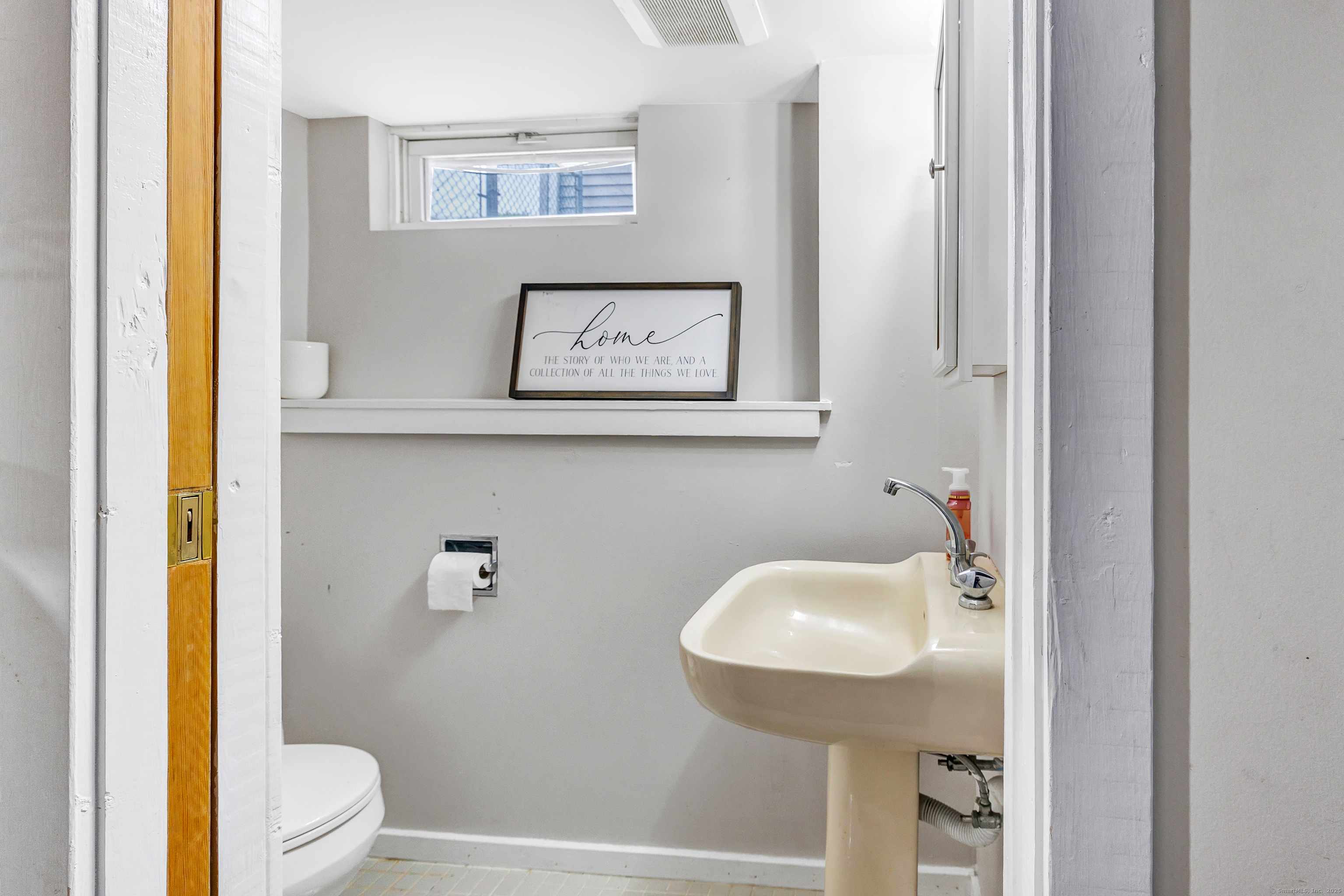 239 Bellevue Avenue, West Haven, Connecticut image 30