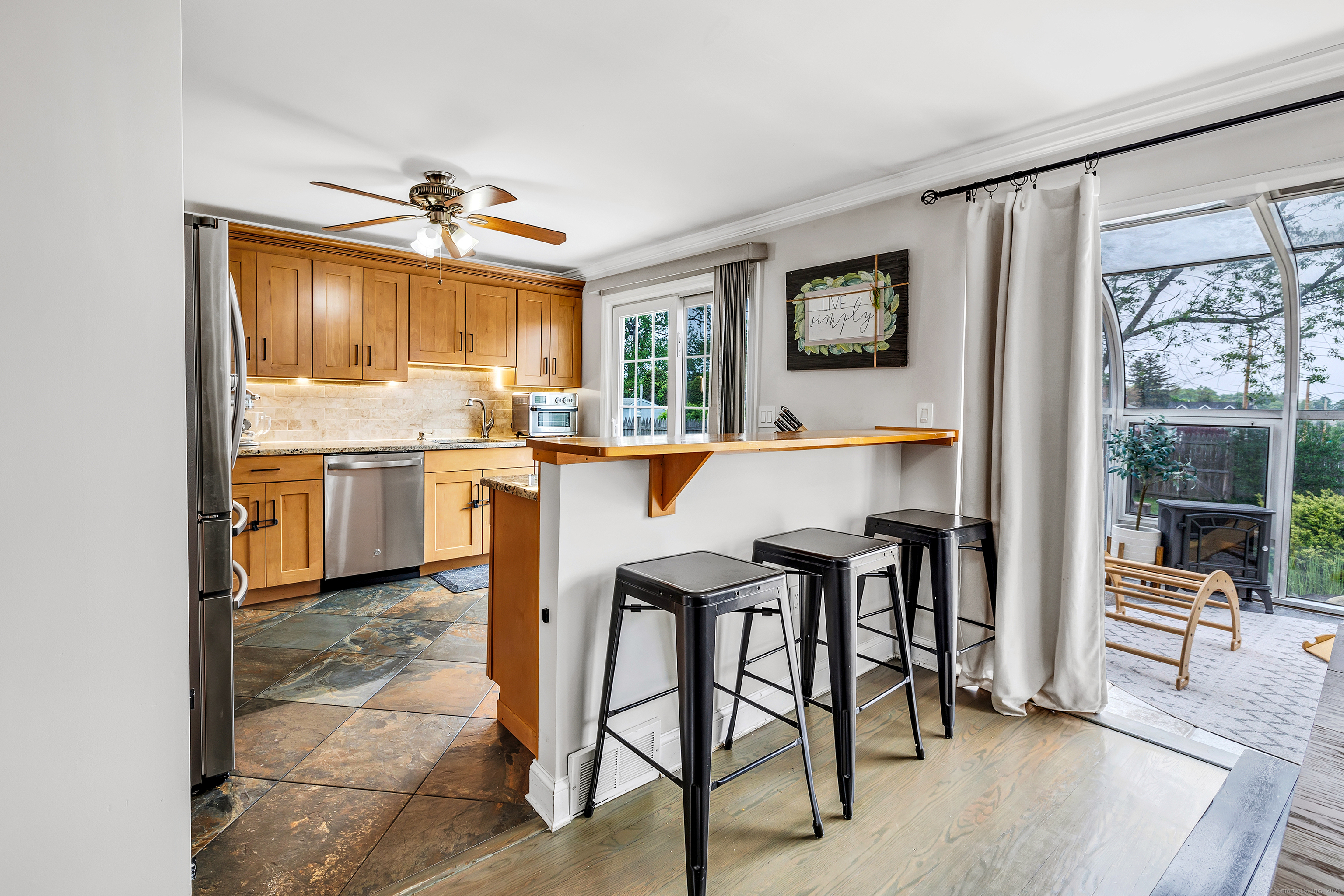 239 Bellevue Avenue, West Haven, Connecticut image 15