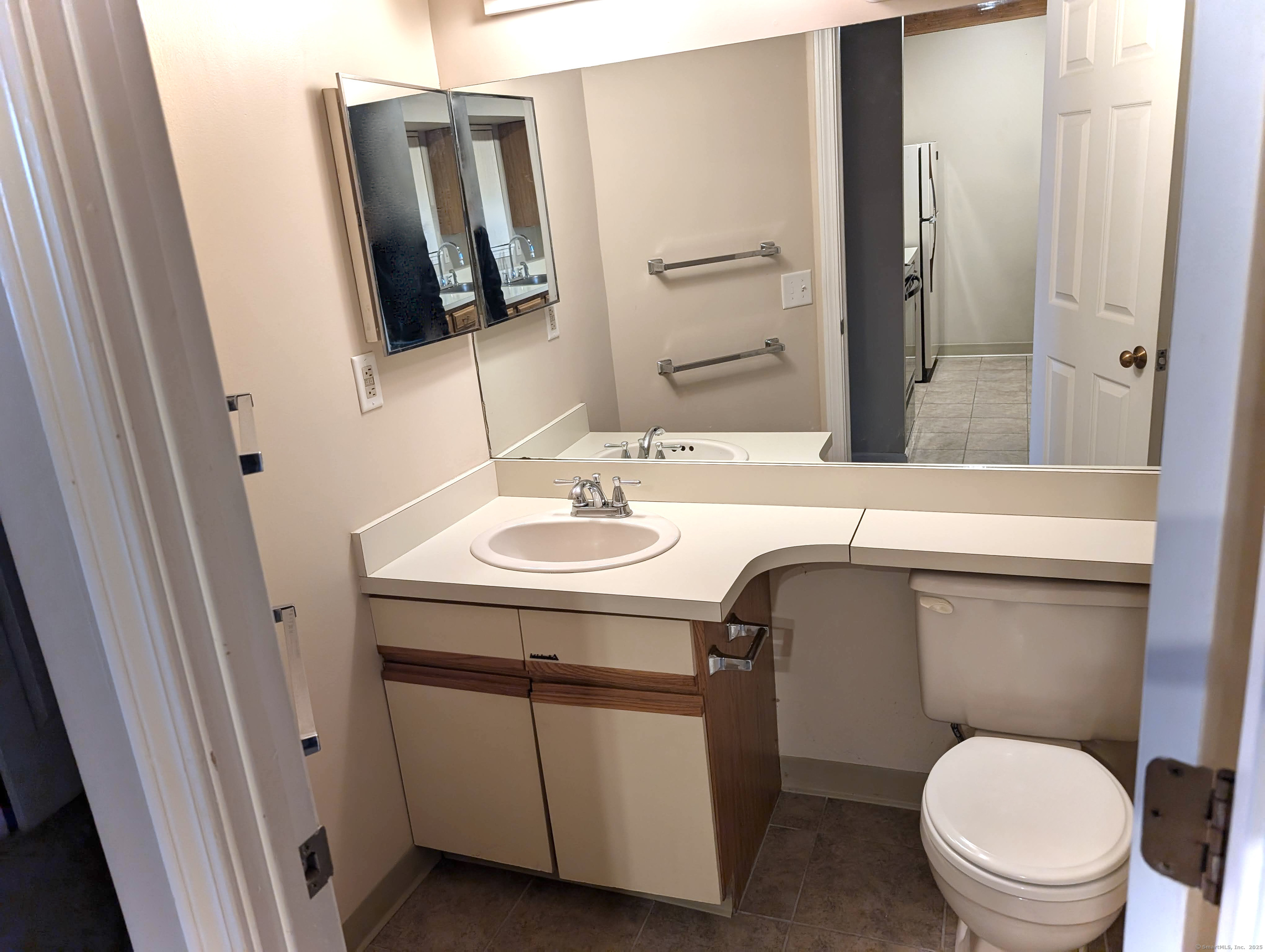 839 Main Street #APT 28, Torrington, Connecticut image 13