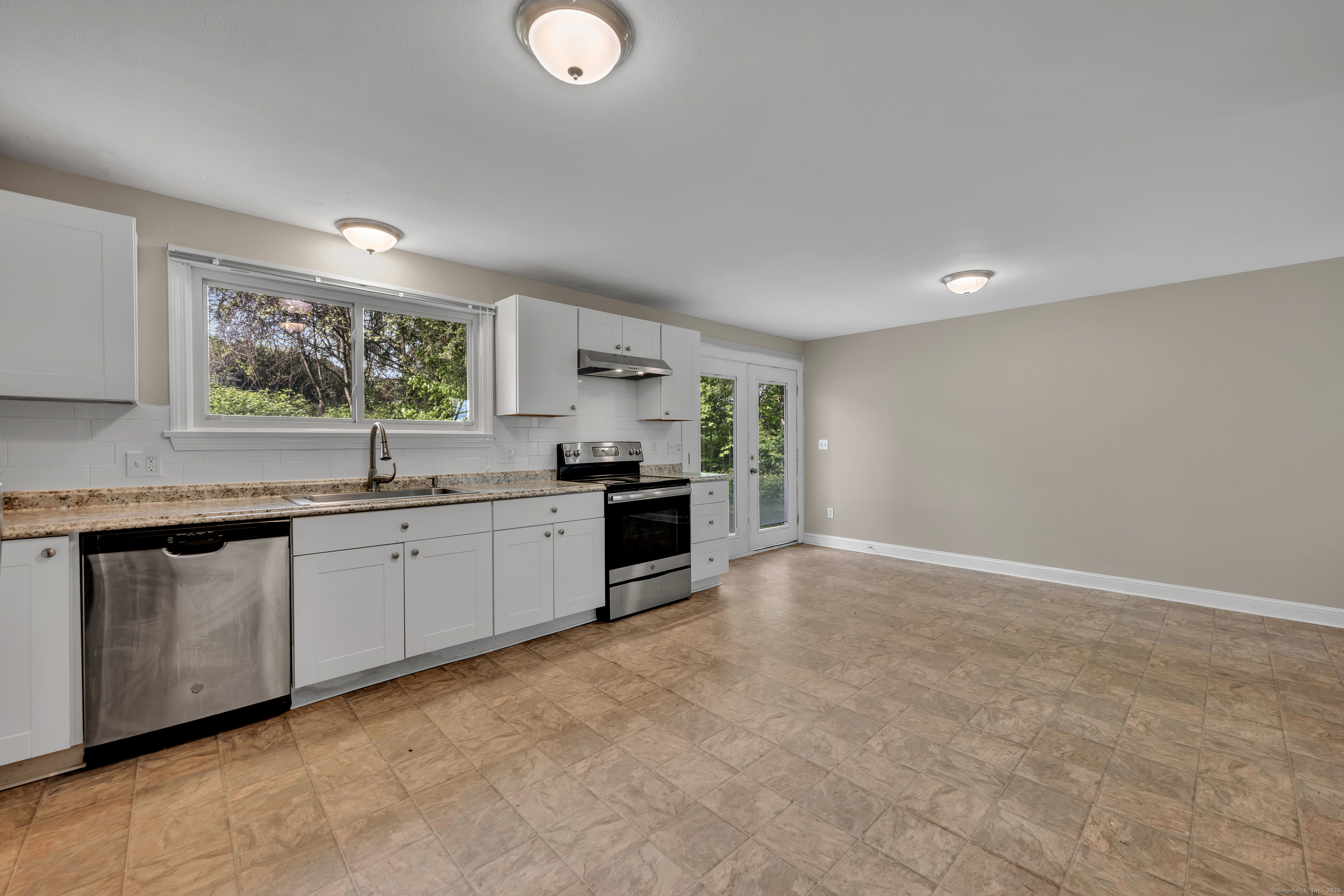 93 Wesley Street, Waterbury, Connecticut image 13