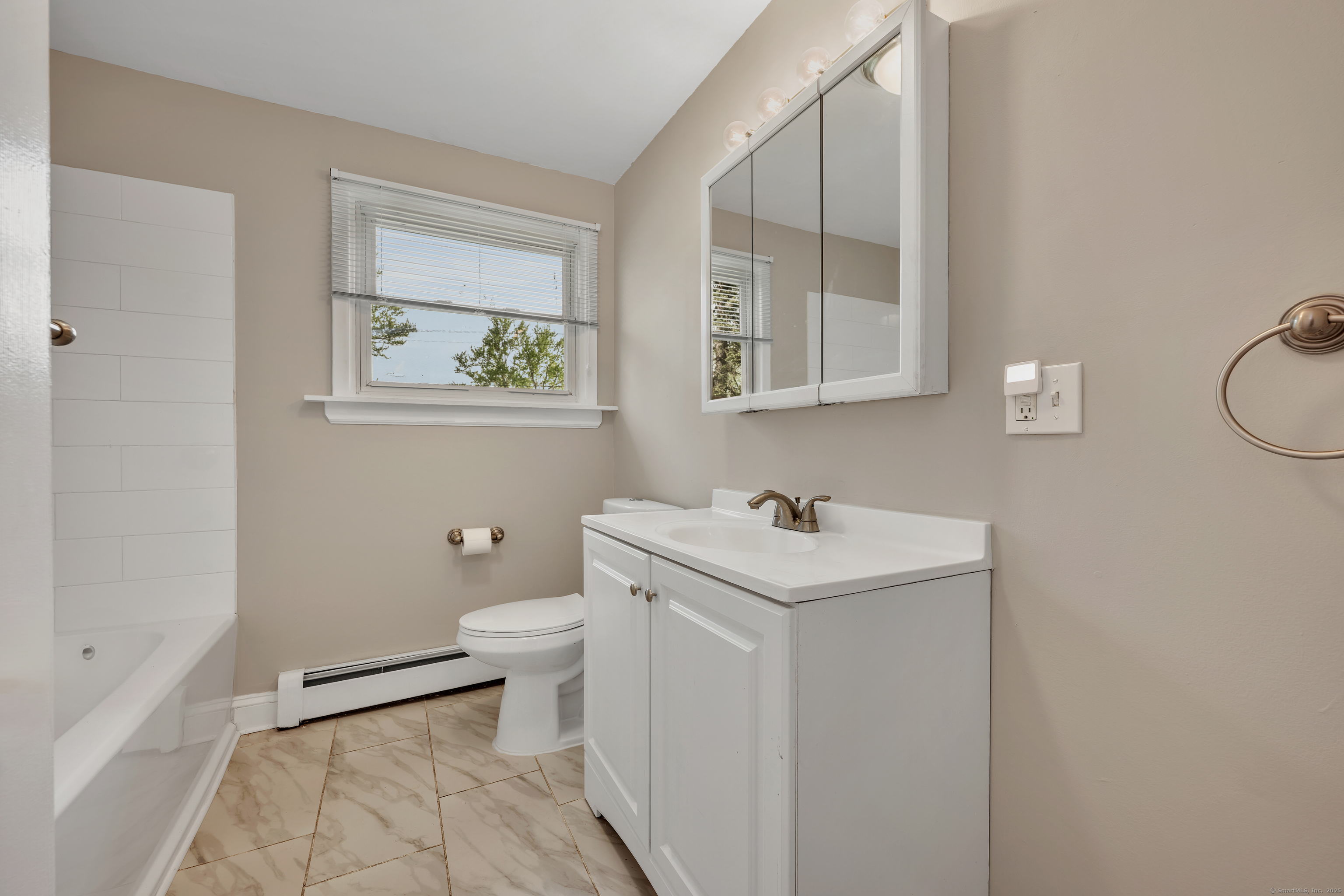 93 Wesley Street, Waterbury, Connecticut image 16