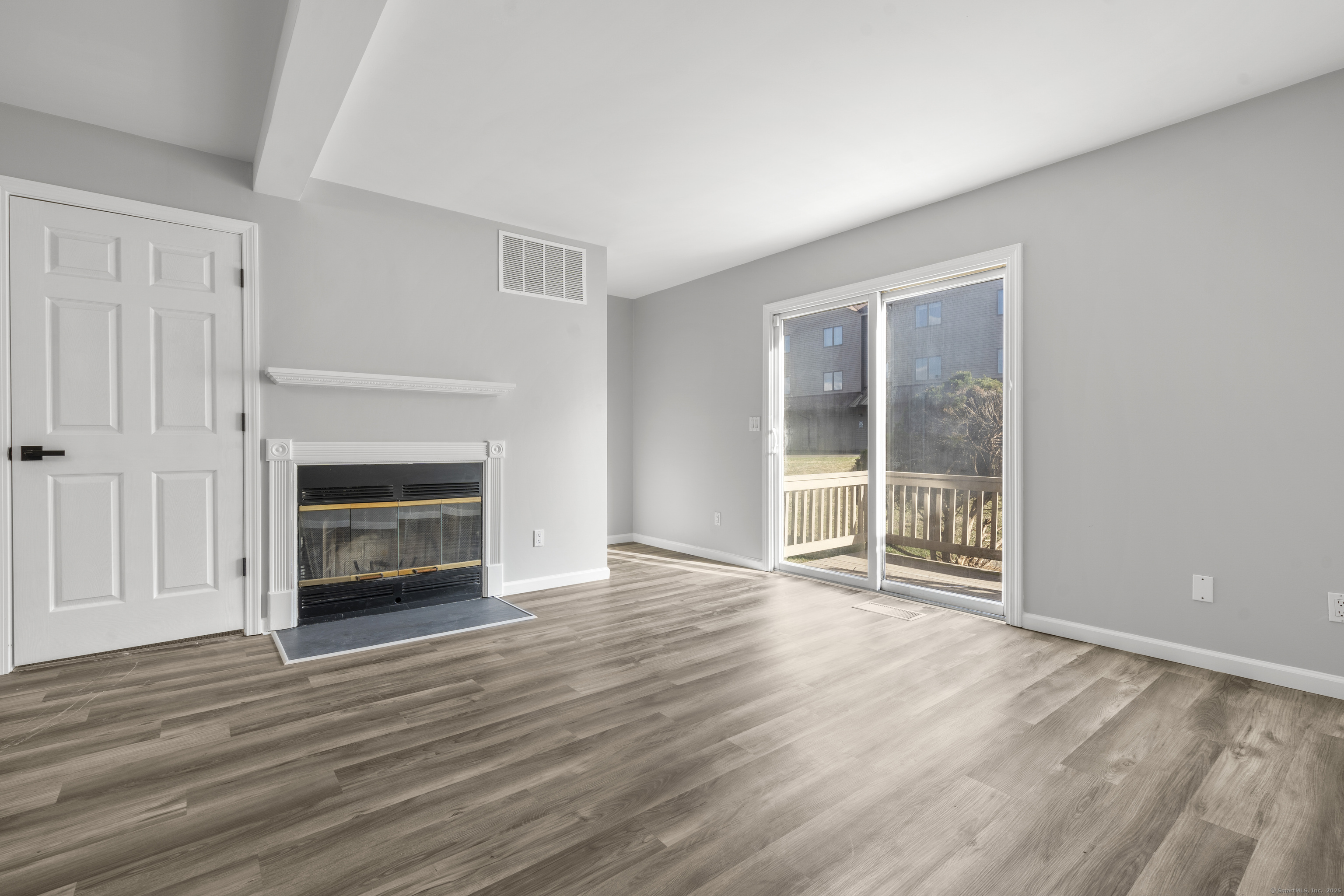 489 Wolcott Street #APT 84, Bristol, Connecticut image 6