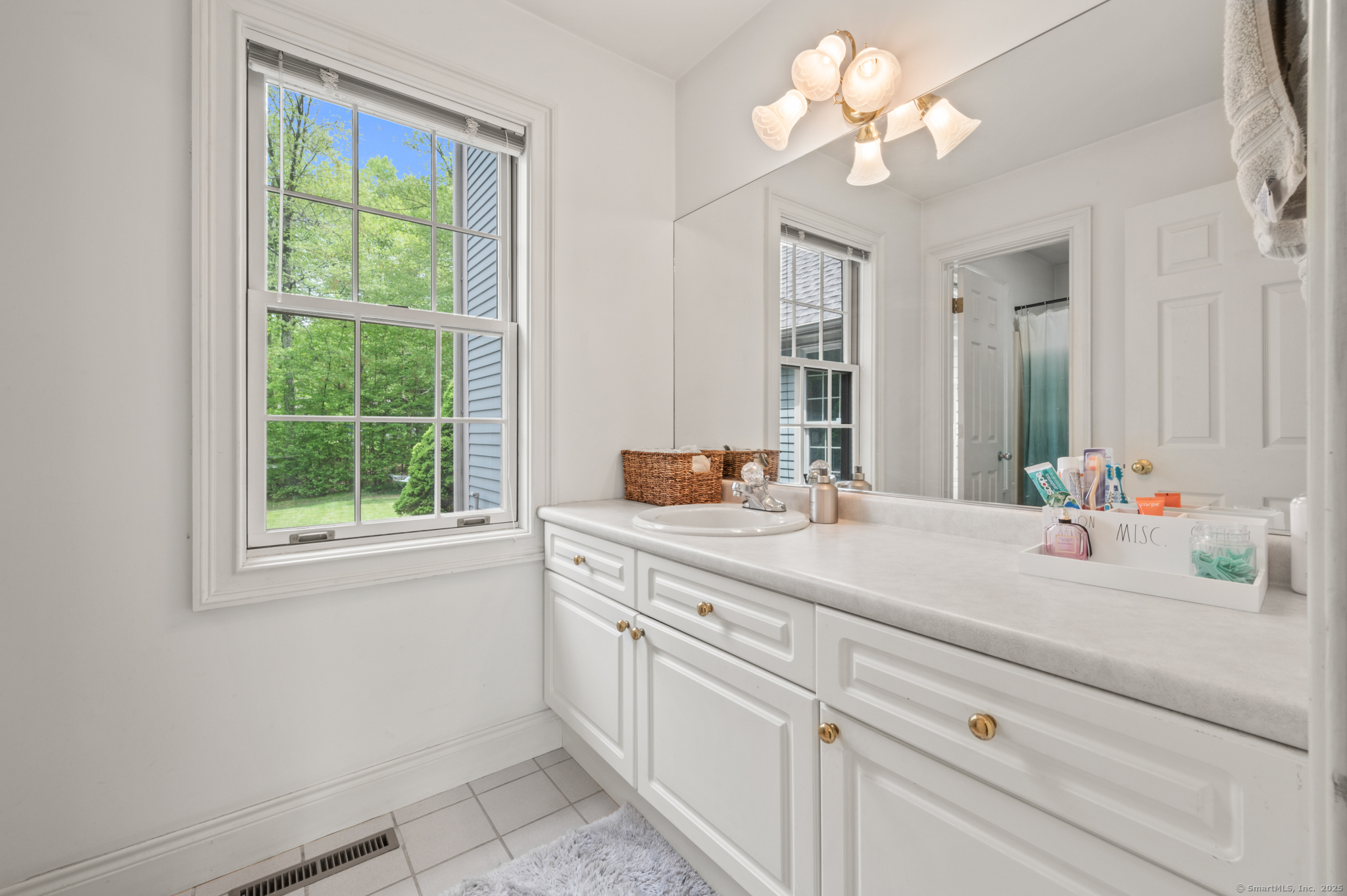 14 Wyncairne Drive, East Granby, Connecticut image 18