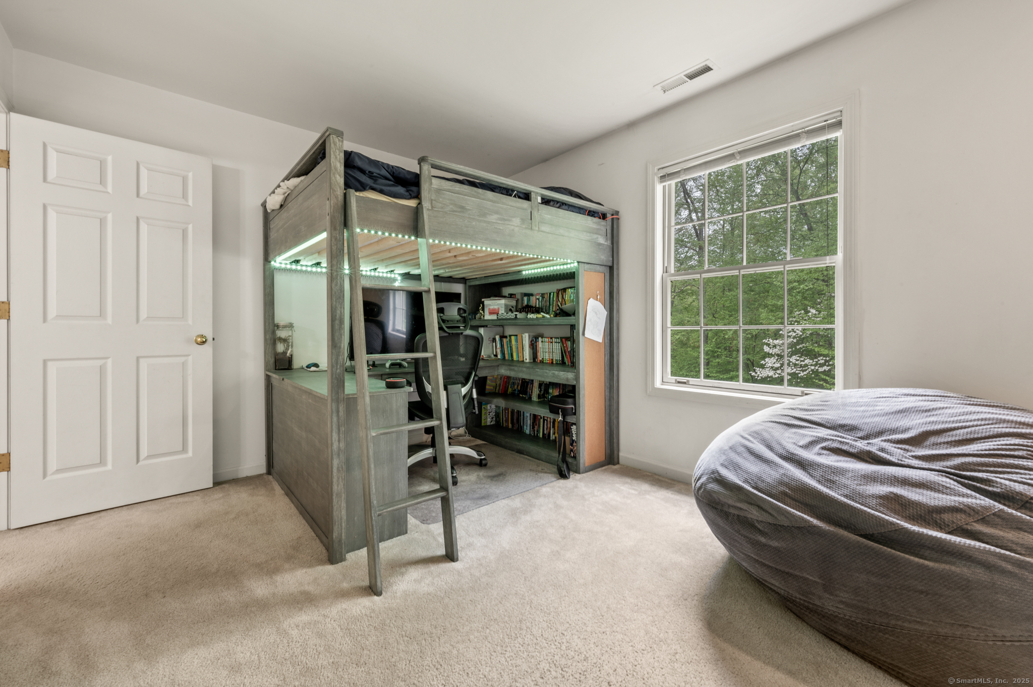 14 Wyncairne Drive, East Granby, Connecticut image 25