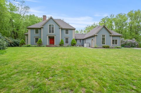 14 Wyncairne Drive East Granby CT 06026