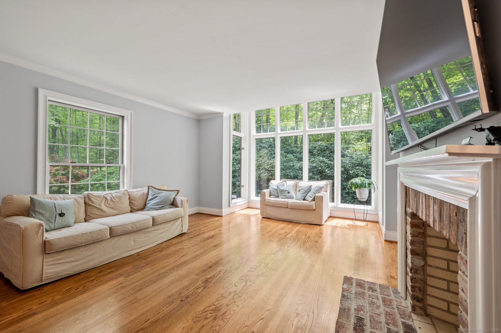 14 Wyncairne Drive, East Granby, Connecticut image 11