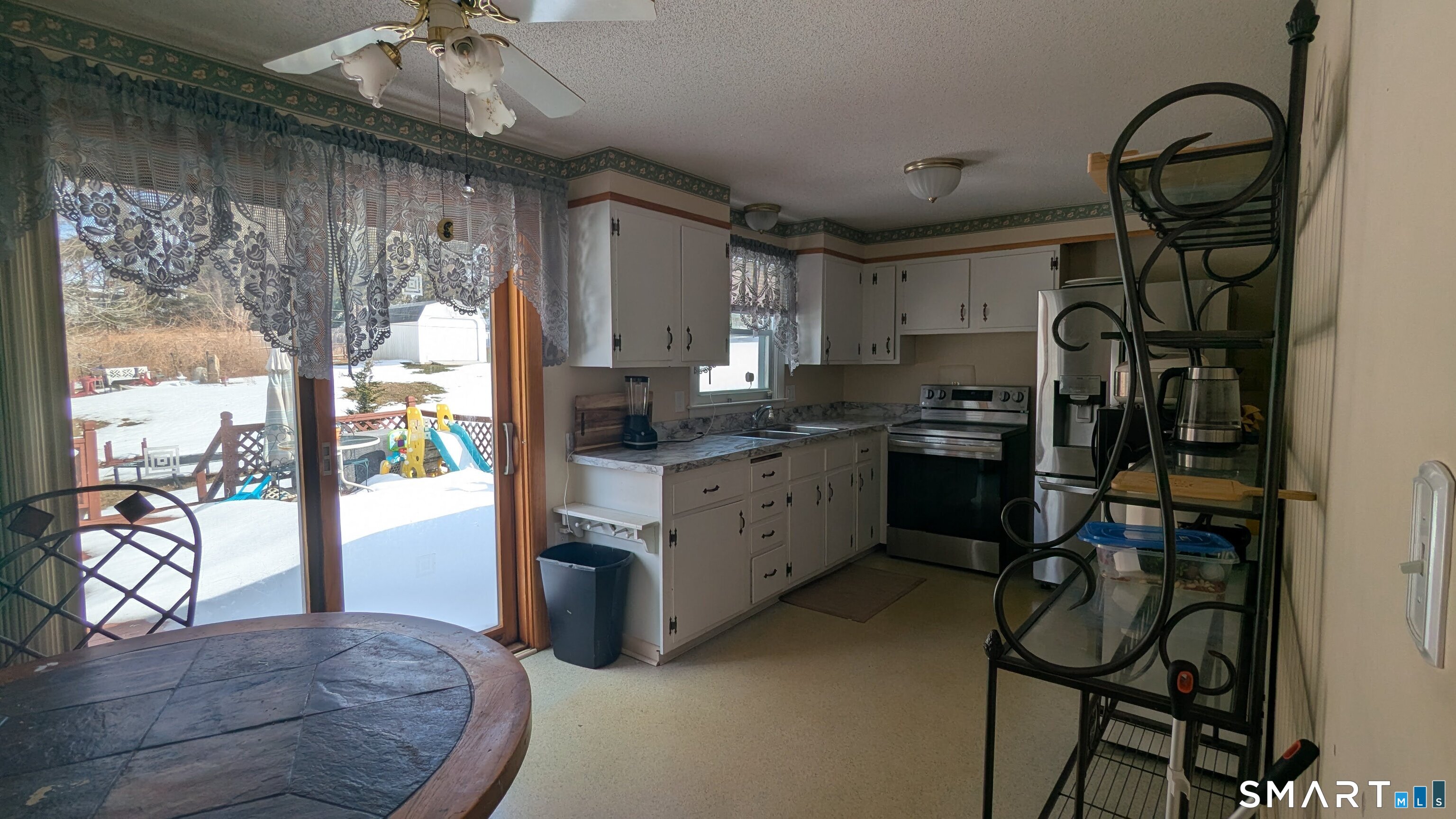 3 Mountain View Drive