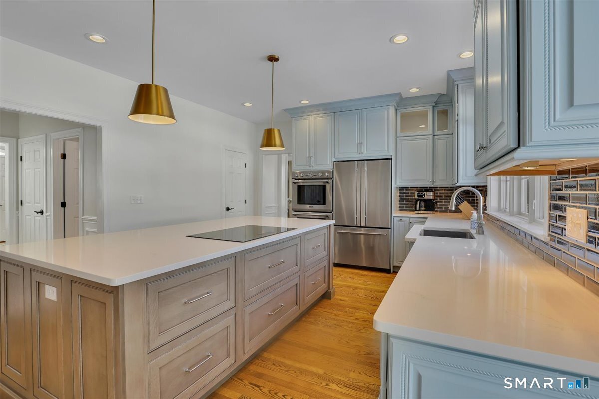 27 High Point Commons