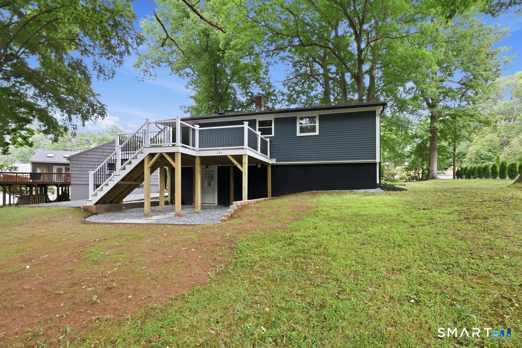 445 Lincoln Drive
