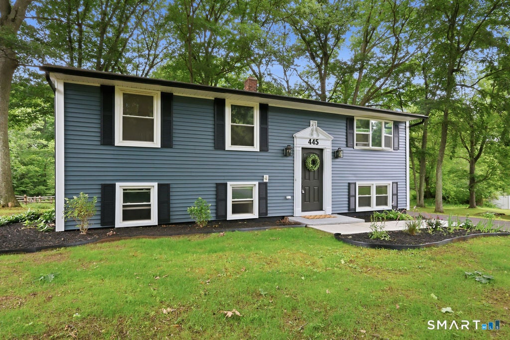 445 Lincoln Drive