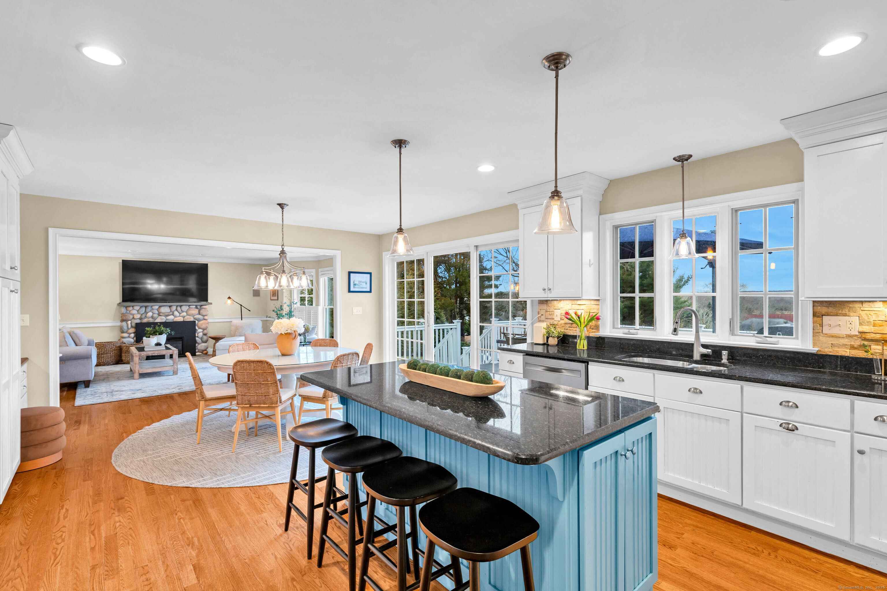 589 Groton Long Point Road, Groton, Connecticut image 5