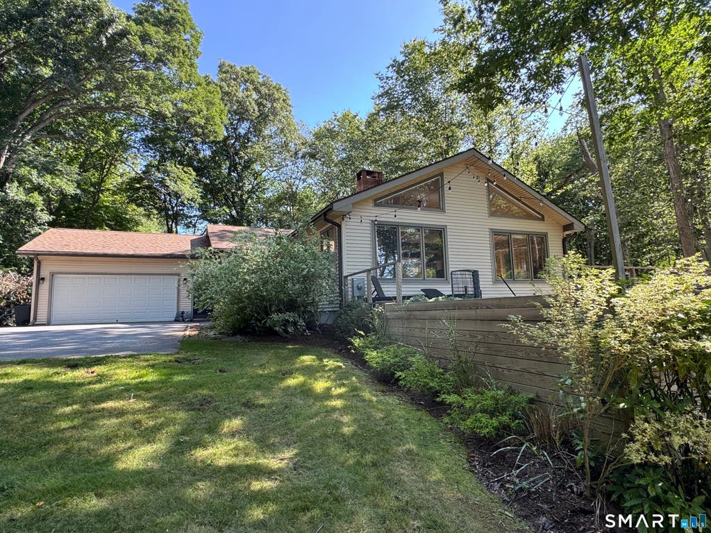Photo of 147 Johnson Pond Lane, Westbrook, CT 06498 (MLS # 24193856)
