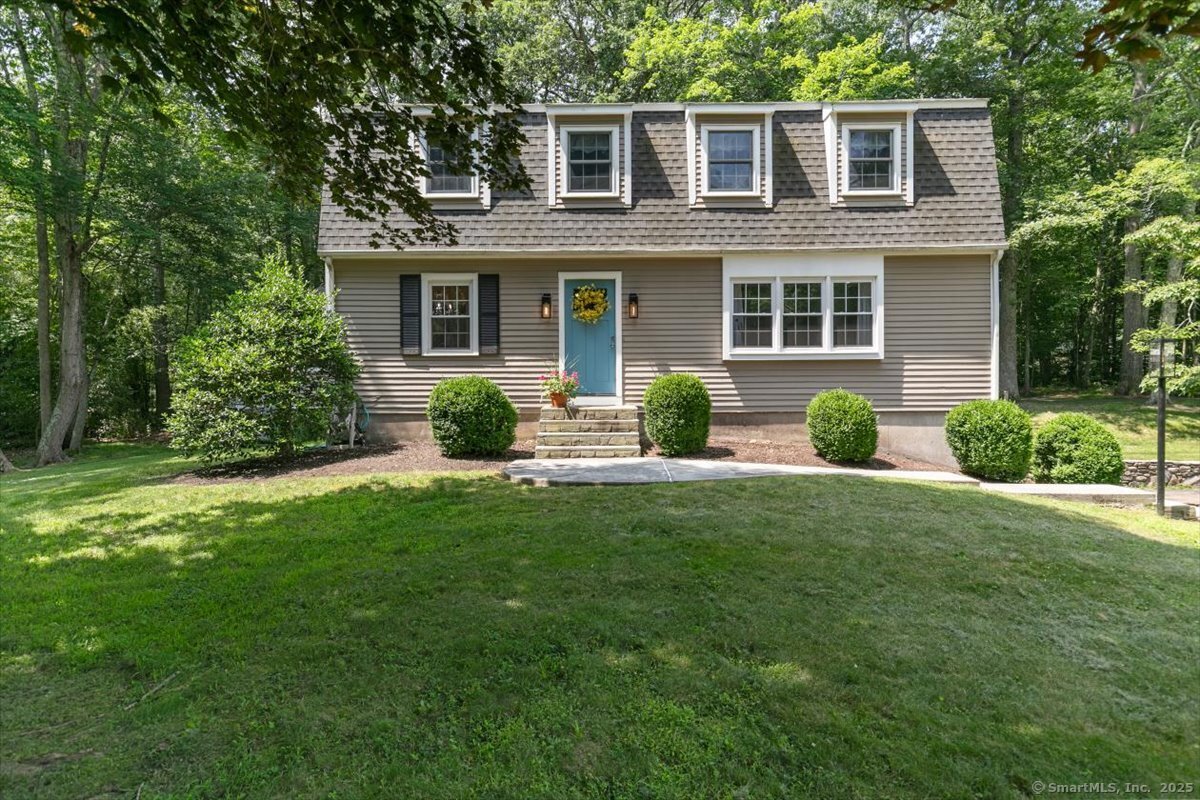 330 Foxwood Road