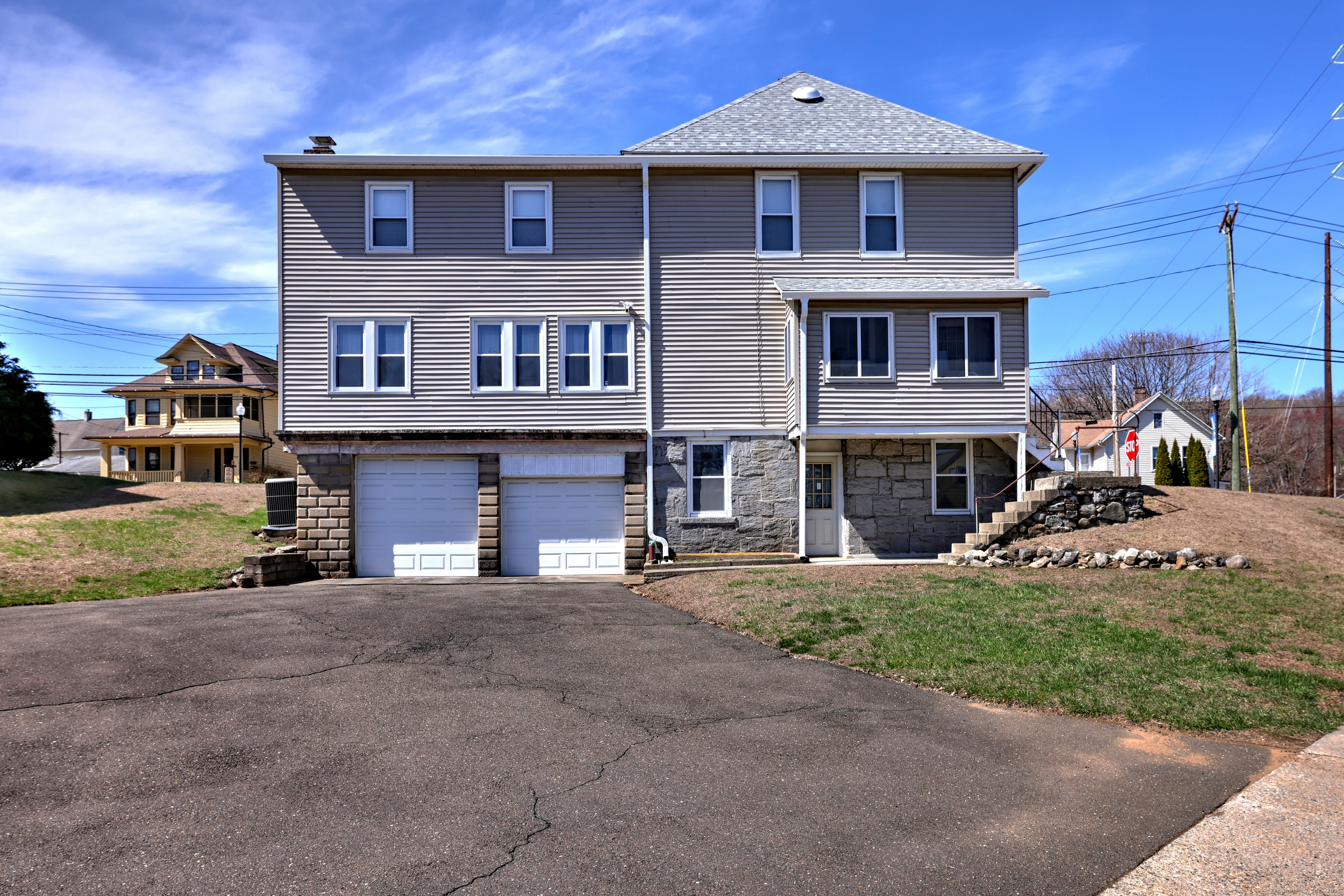 306 Wakelee Avenue, Ansonia, Connecticut image 2