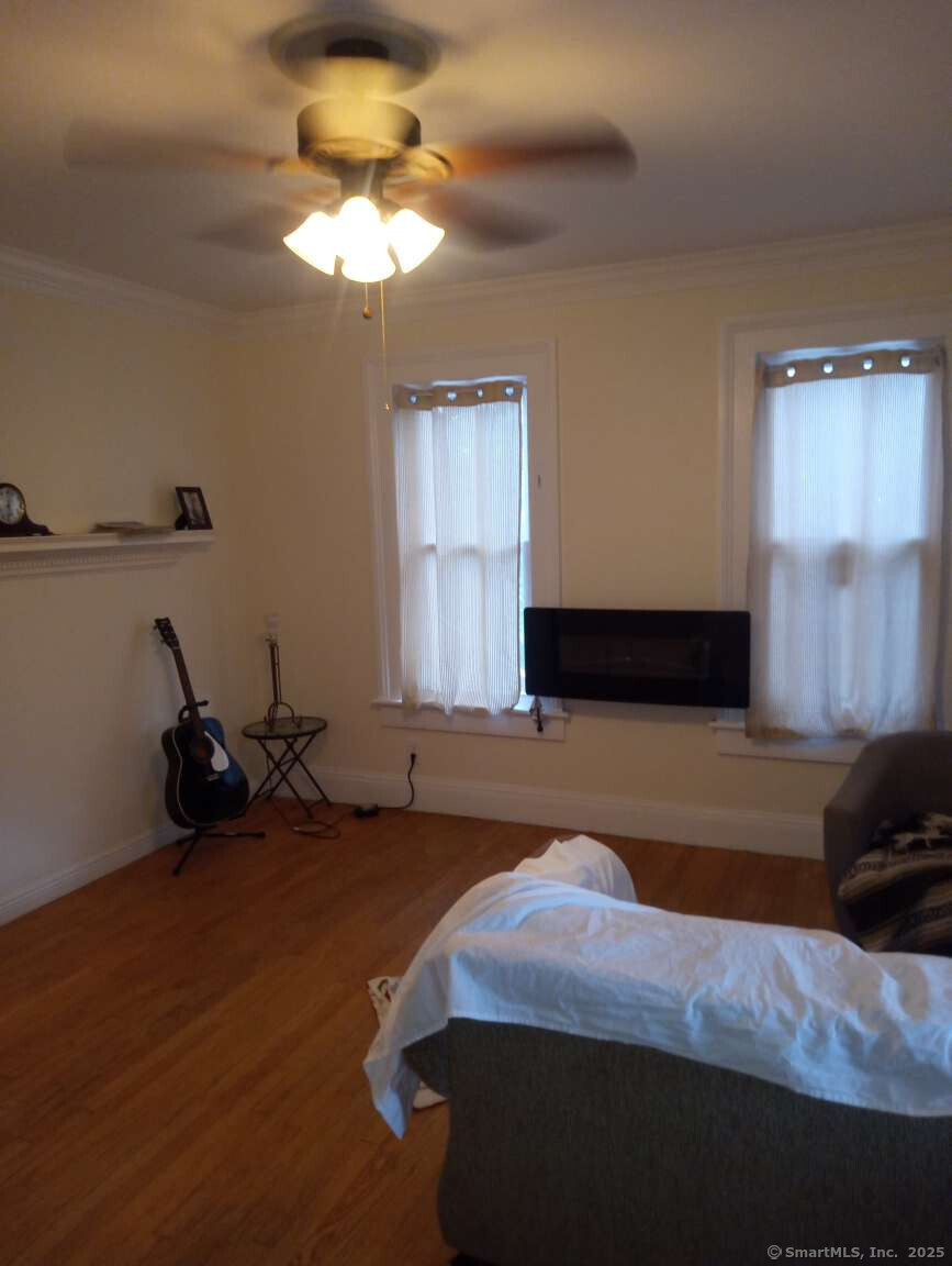 7 Locust Avenue