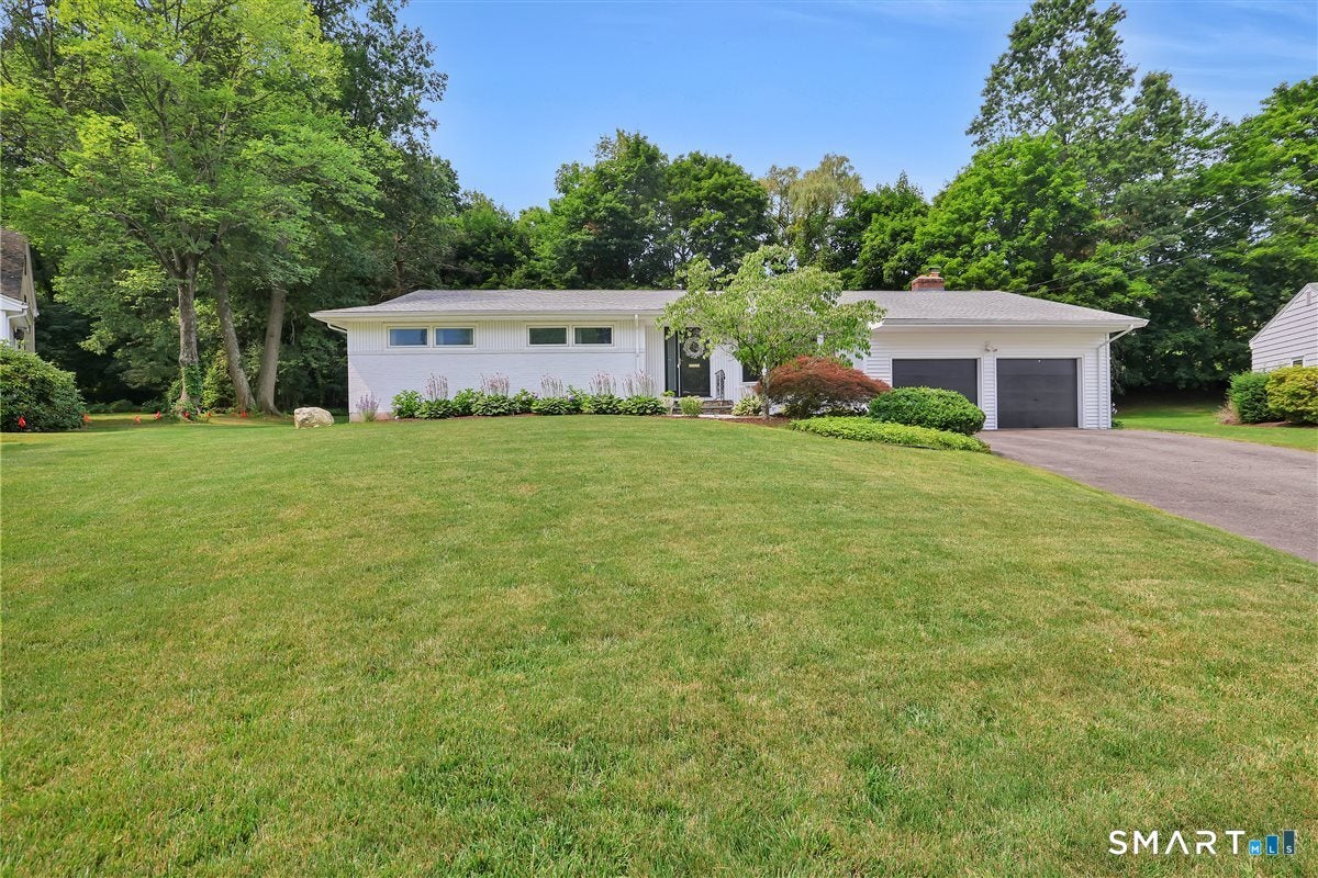 19 Tanglewood Road