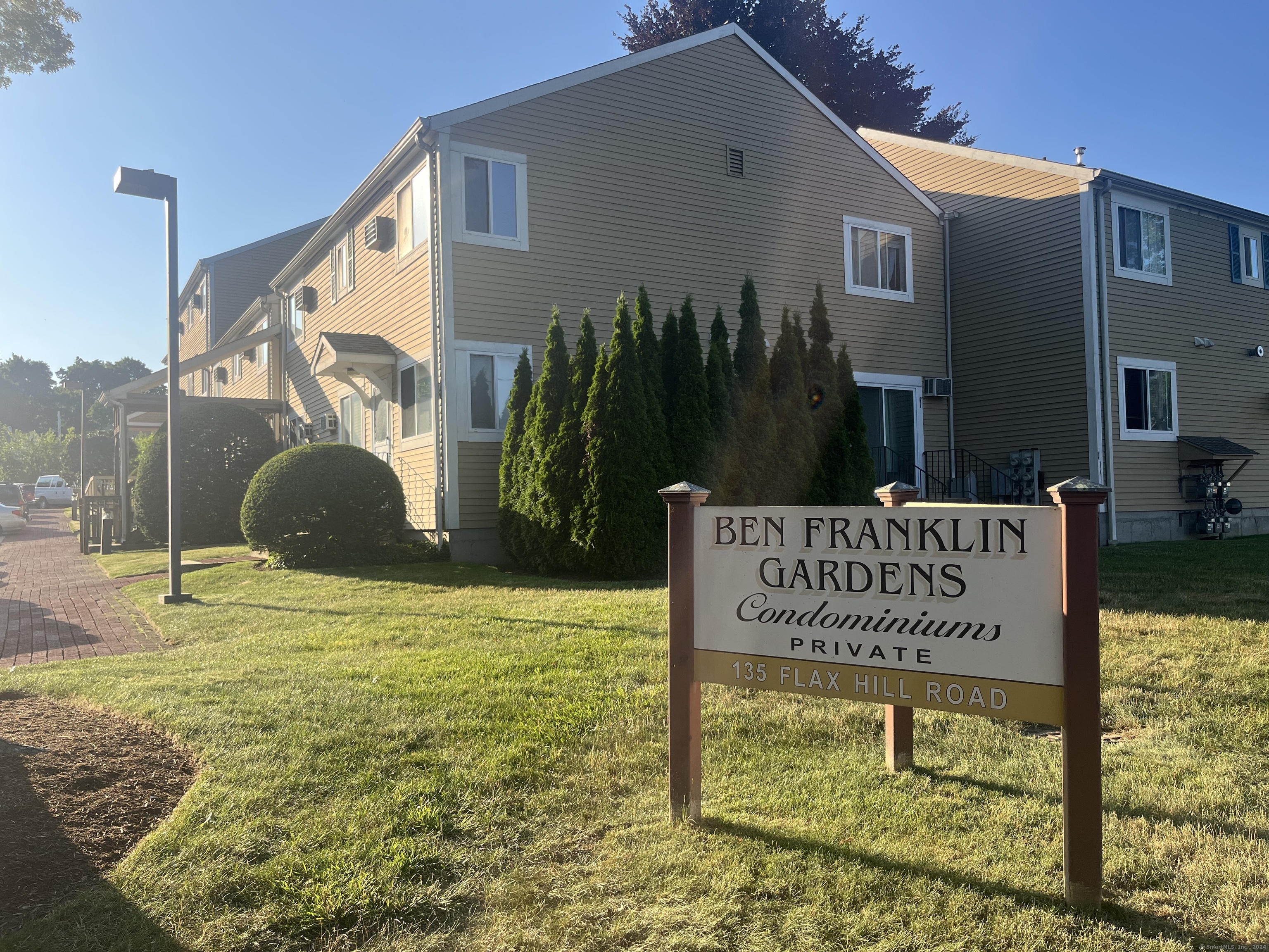 135 Flax Hill Road Apt 25, Norwalk, Connecticut - 1 Bedrooms  
1 Bathrooms  
3 Rooms - 