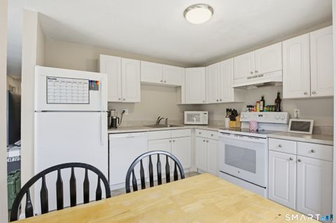 Tiny photo for 18 Heather Ridge #18, Shelton, CT 06484 (MLS # 24178509)