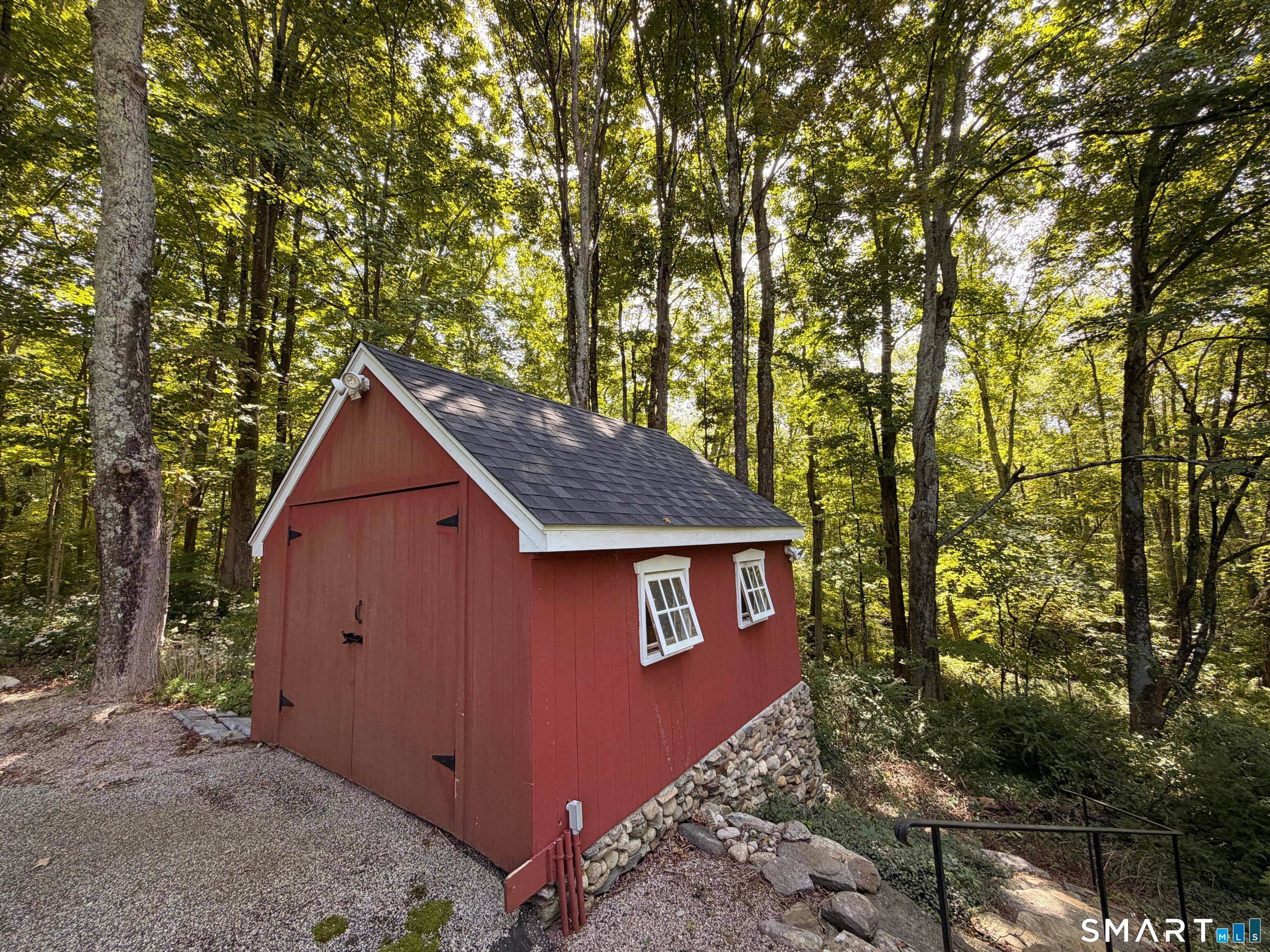 106 Sherwood Road
