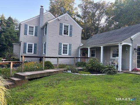 Photo of 1023 King Road, Cheshire, CT 06410 (MLS # 24146203)