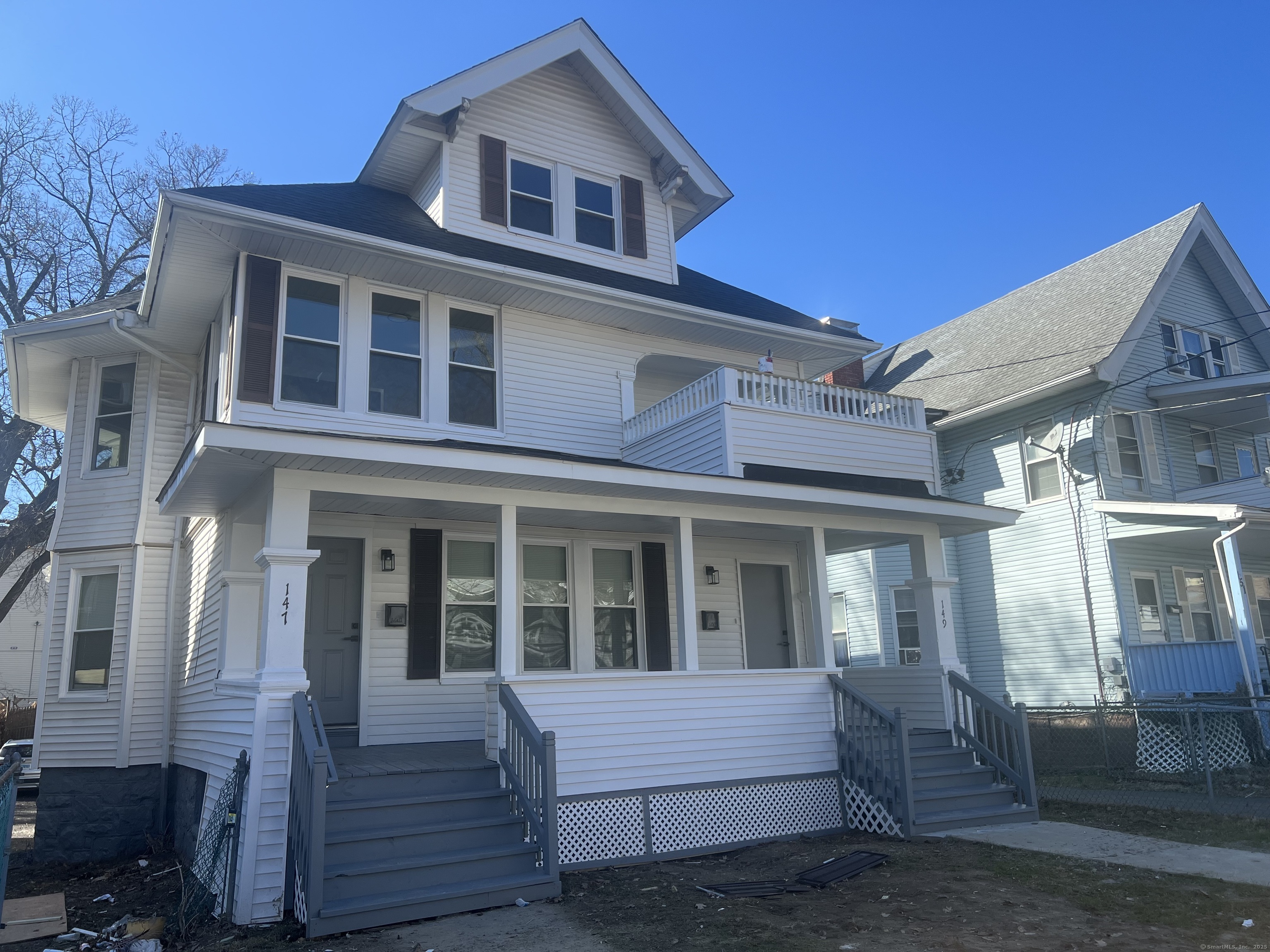 Property for Sale at Edgewood Street, Hartford, Connecticut - Bedrooms: 7 
Bathrooms: 3 
Rooms: 11  - $435,000