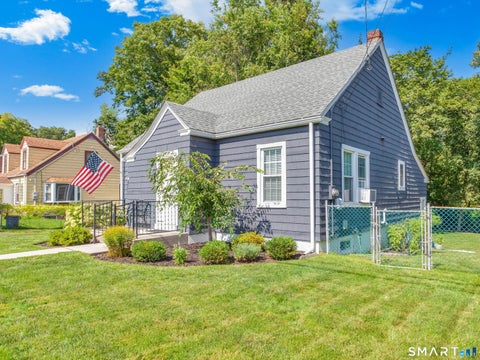 Homes For Sale - 14 Lincoln Avenue<br/> Branford, CT 06405