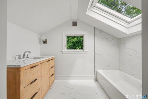 Tiny photo for 15 Shorelands Place, Greenwich, CT 06870 (MLS # 24179510)