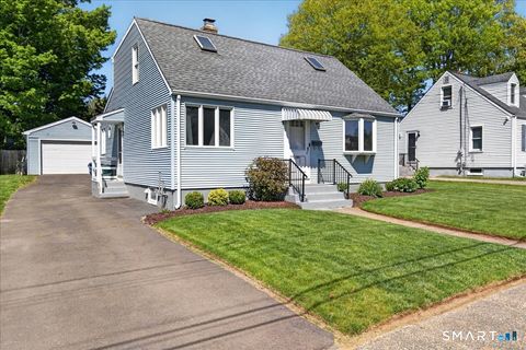 Photo of 39 Westview Street, Hamden, CT 06514 (MLS # 24175497)