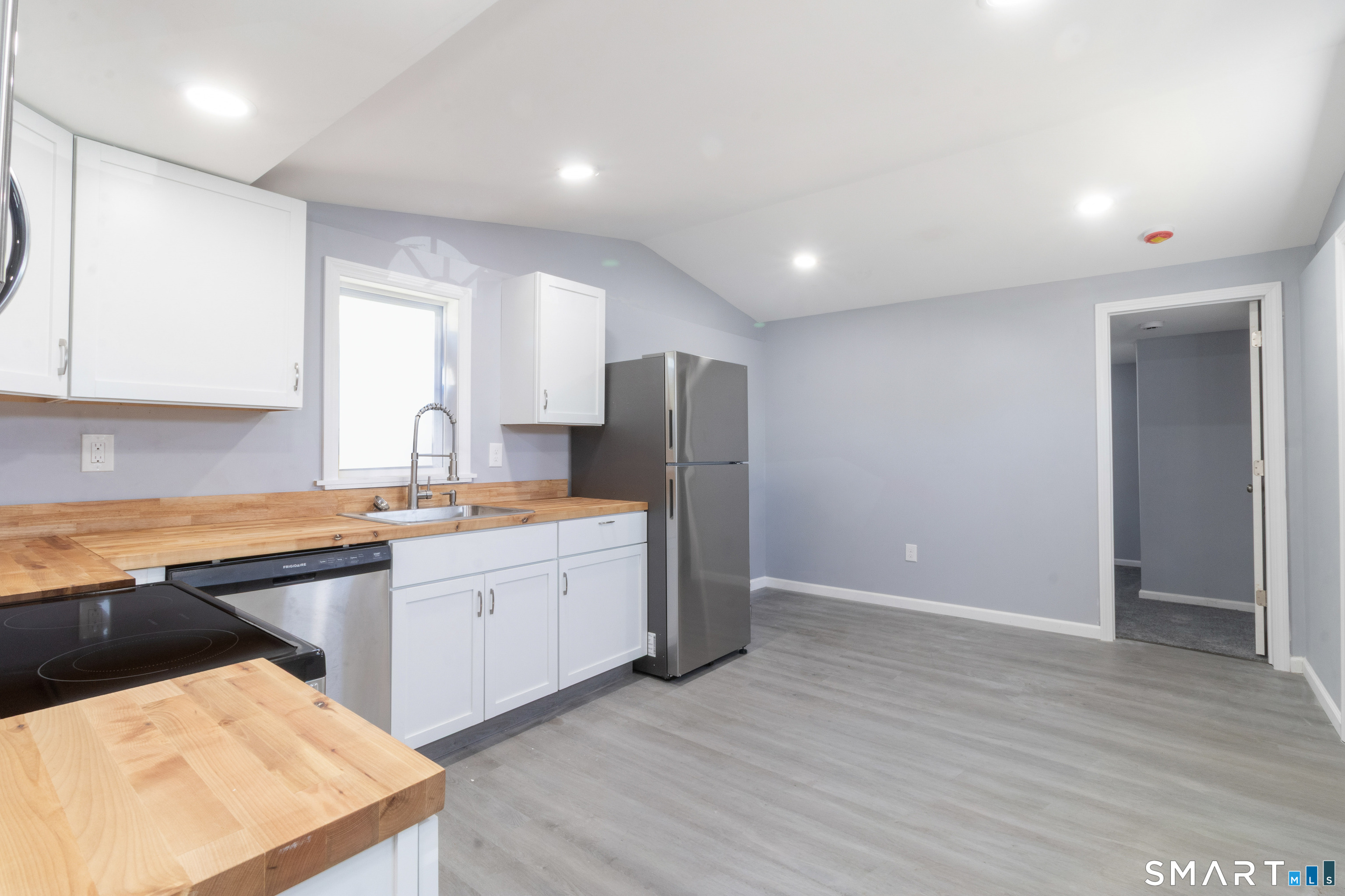 525 East Main Street 22