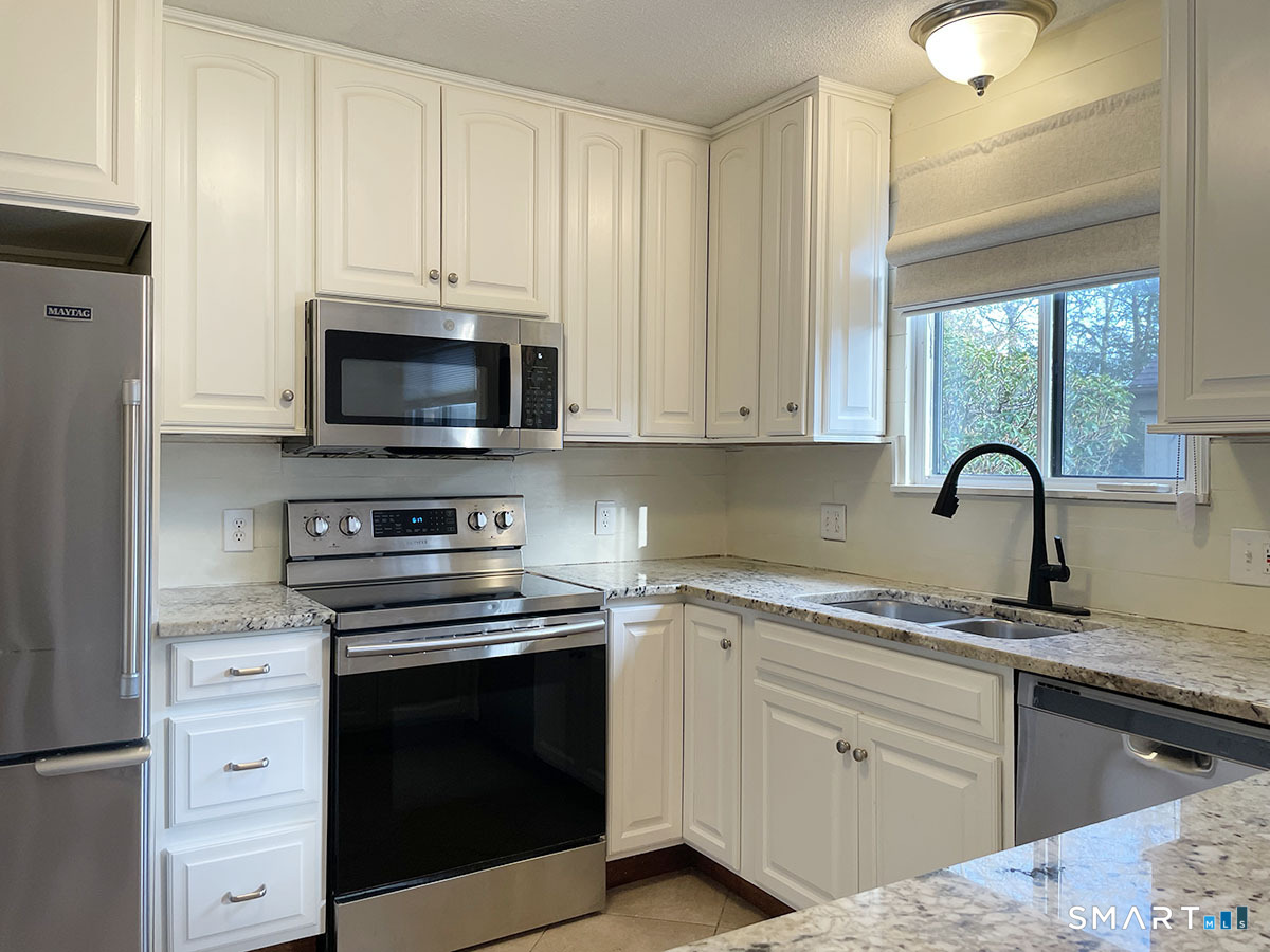 445 Heritage Village A