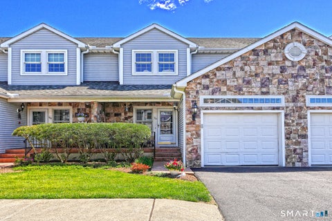 Condo For Sale - 102 Lantern Court #102<br/> Clinton, CT 06413
