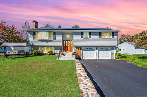 Photo of 211 Fairlane Drive, Wethersfield, CT 06109 (MLS # 24132260)